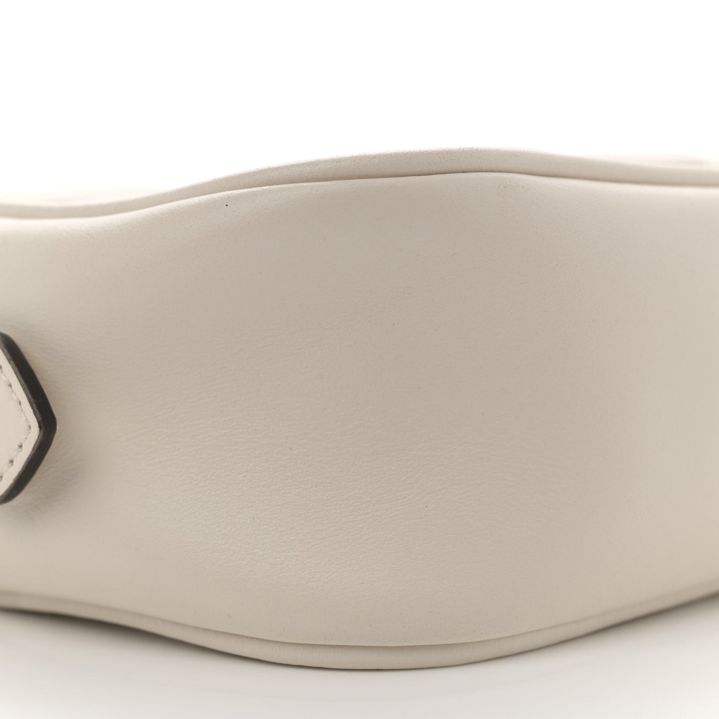 Calfskin Matelasse Mini GG Marmont Chain Shoulder Bag White