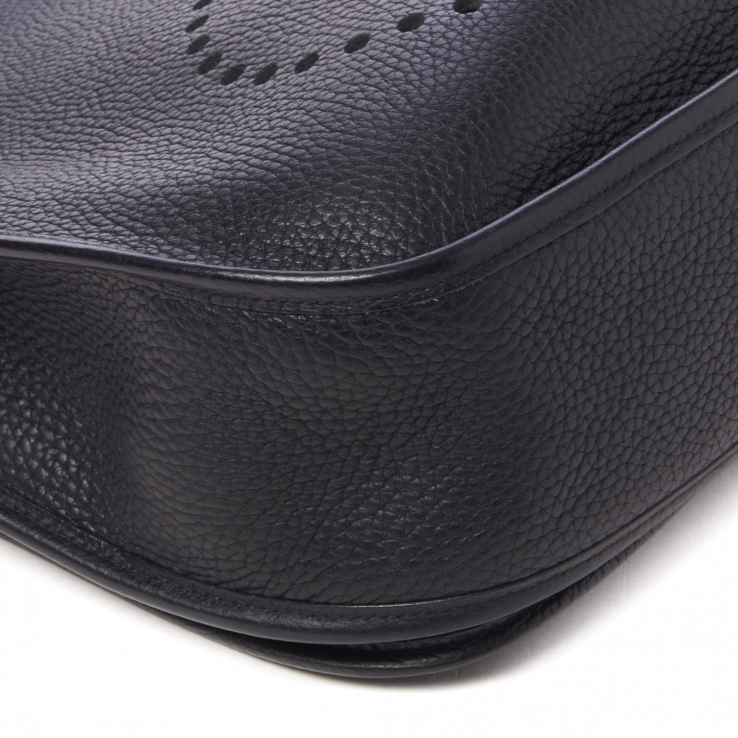 Taurillon Clemence Evelyne II GM Black