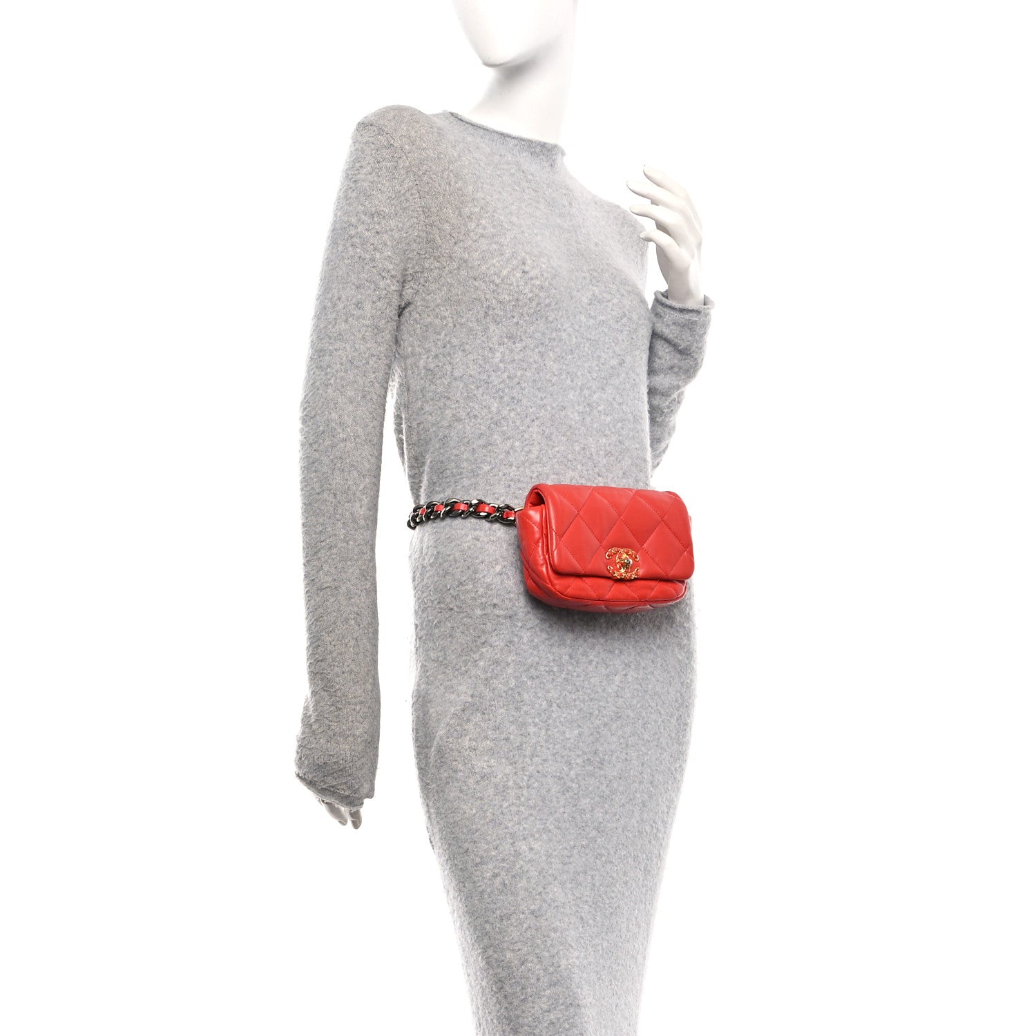 CHANEL シャネル　赤 ボディバッグ Chanel Lambskin Quilted Chanel 19 Waist Bag Red 1804659 – FASHIONPHILE