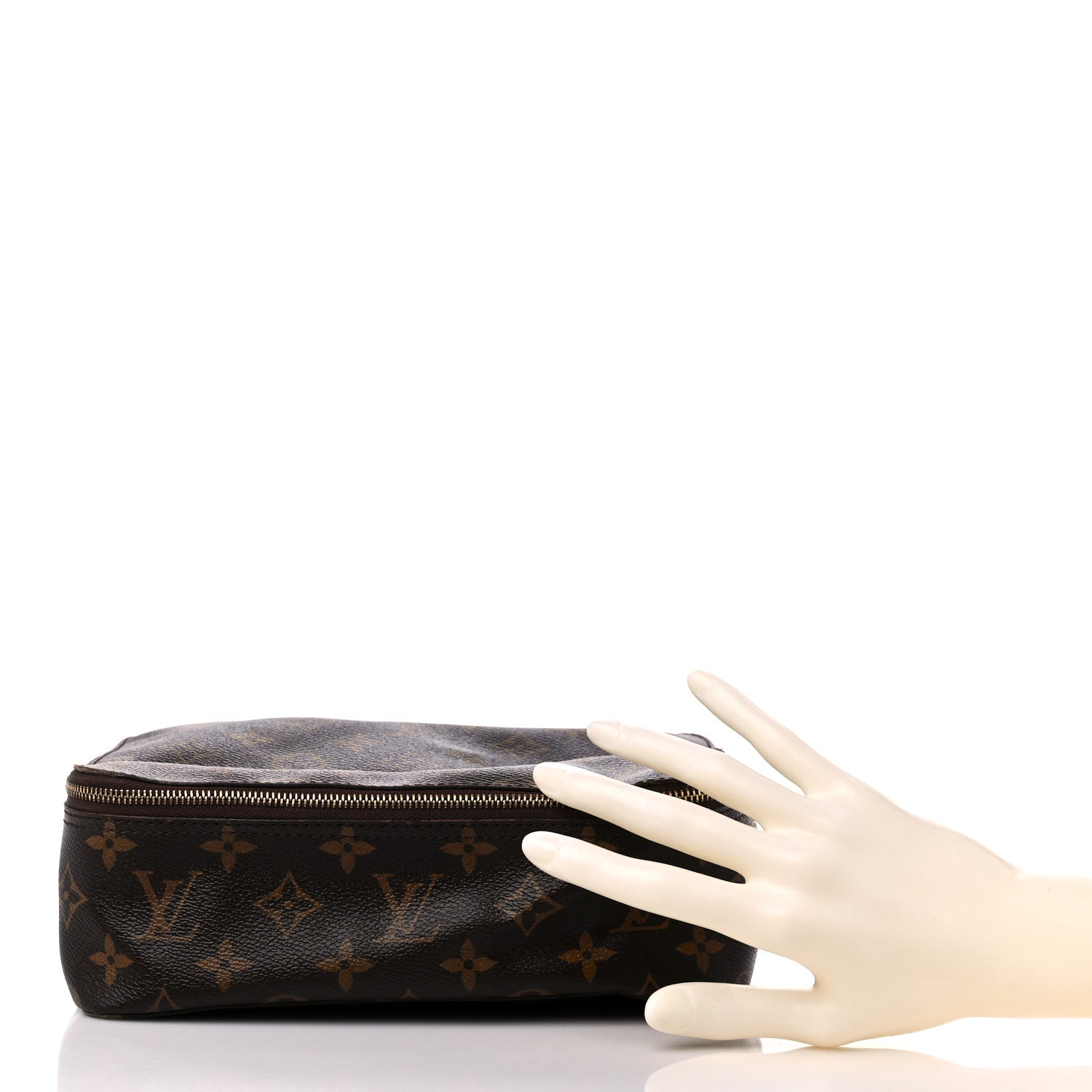 Louis Vuitton Monogram Packing Cube MM 2 of 20