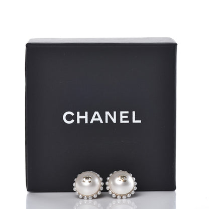 Chanel Pearl CC Earrings Gold 5 of 5