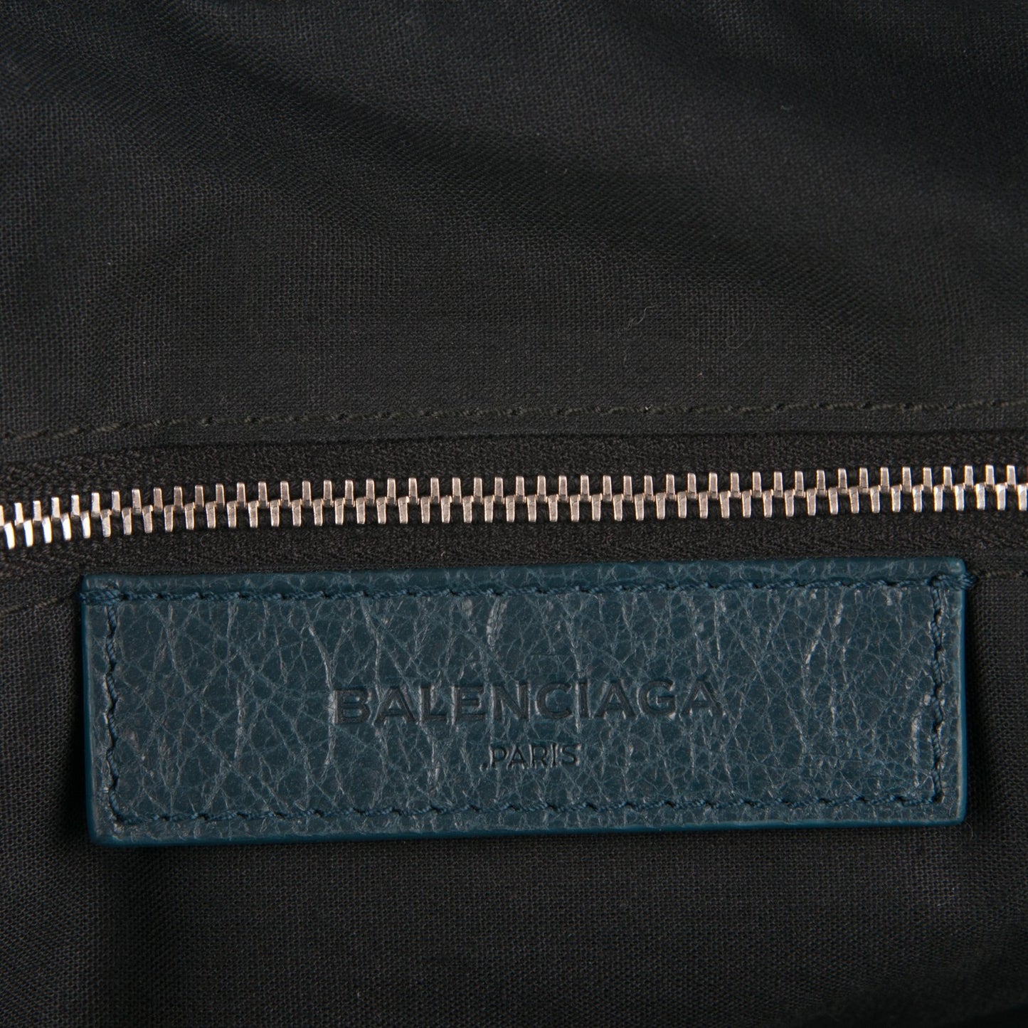 Agneau Classic Hardware Mens Mini Folder Strap Bag Bleu Obscur