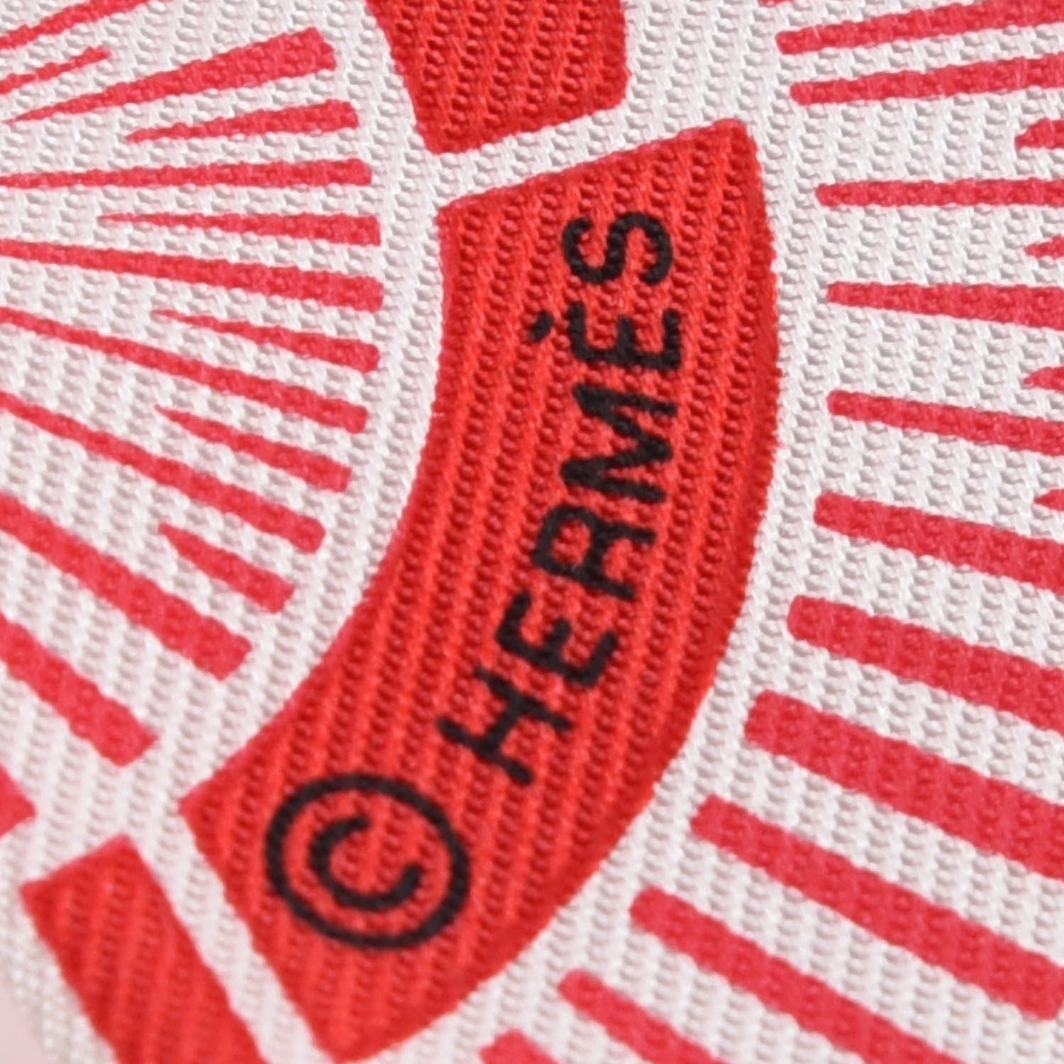 Hermes Silk Eperon d'Or Cut Twilly Parme Blanc Rouge 4 of 4
