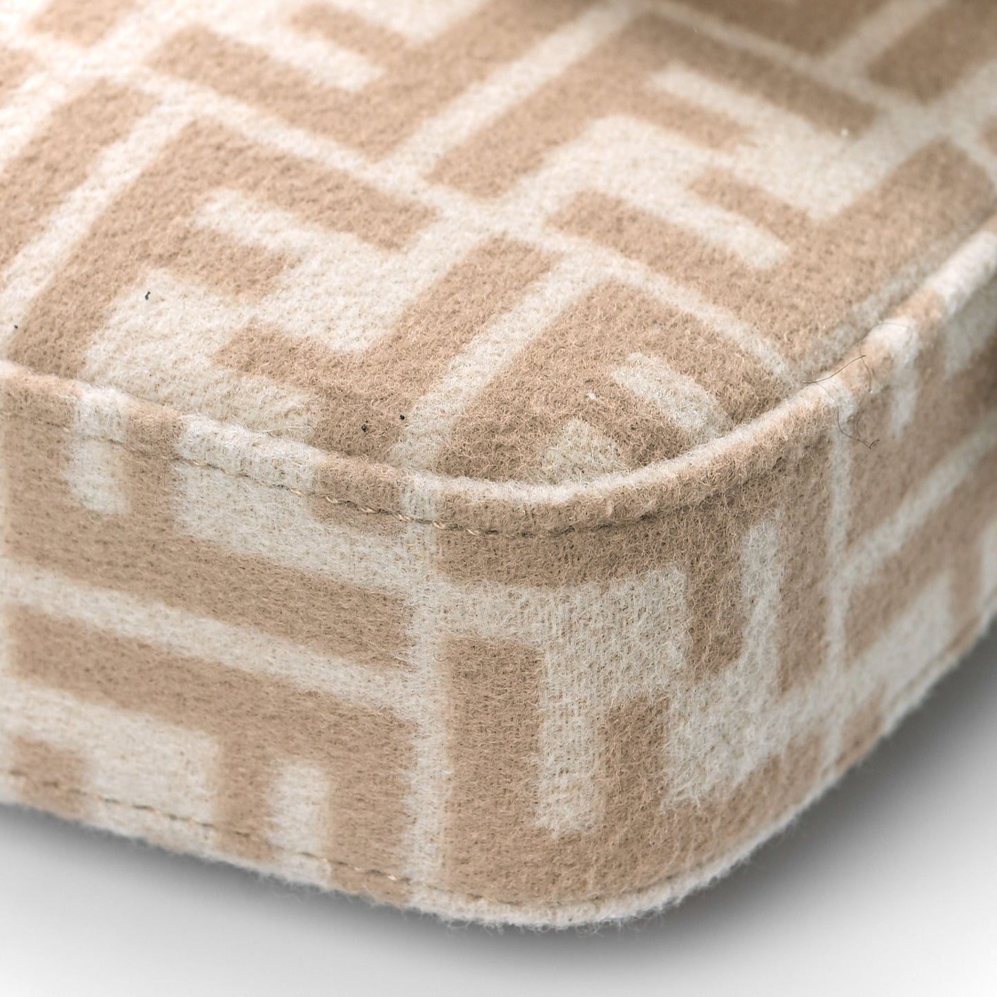 Wool Cuoio Romano Selleria FF 1974 Baguette 1997 Beige Cammello Camelia