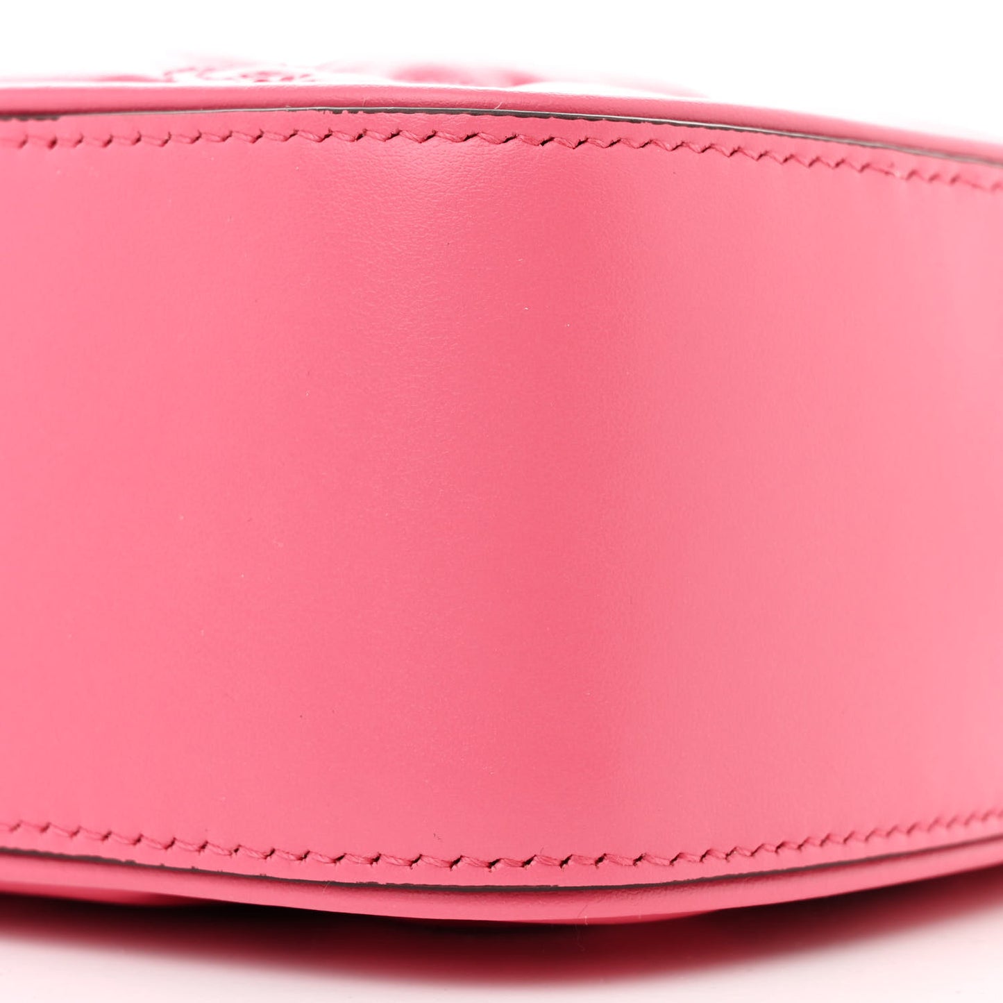 Calfskin GG Matelasse Small Shoulder Bag Rhodamine Pink Natural