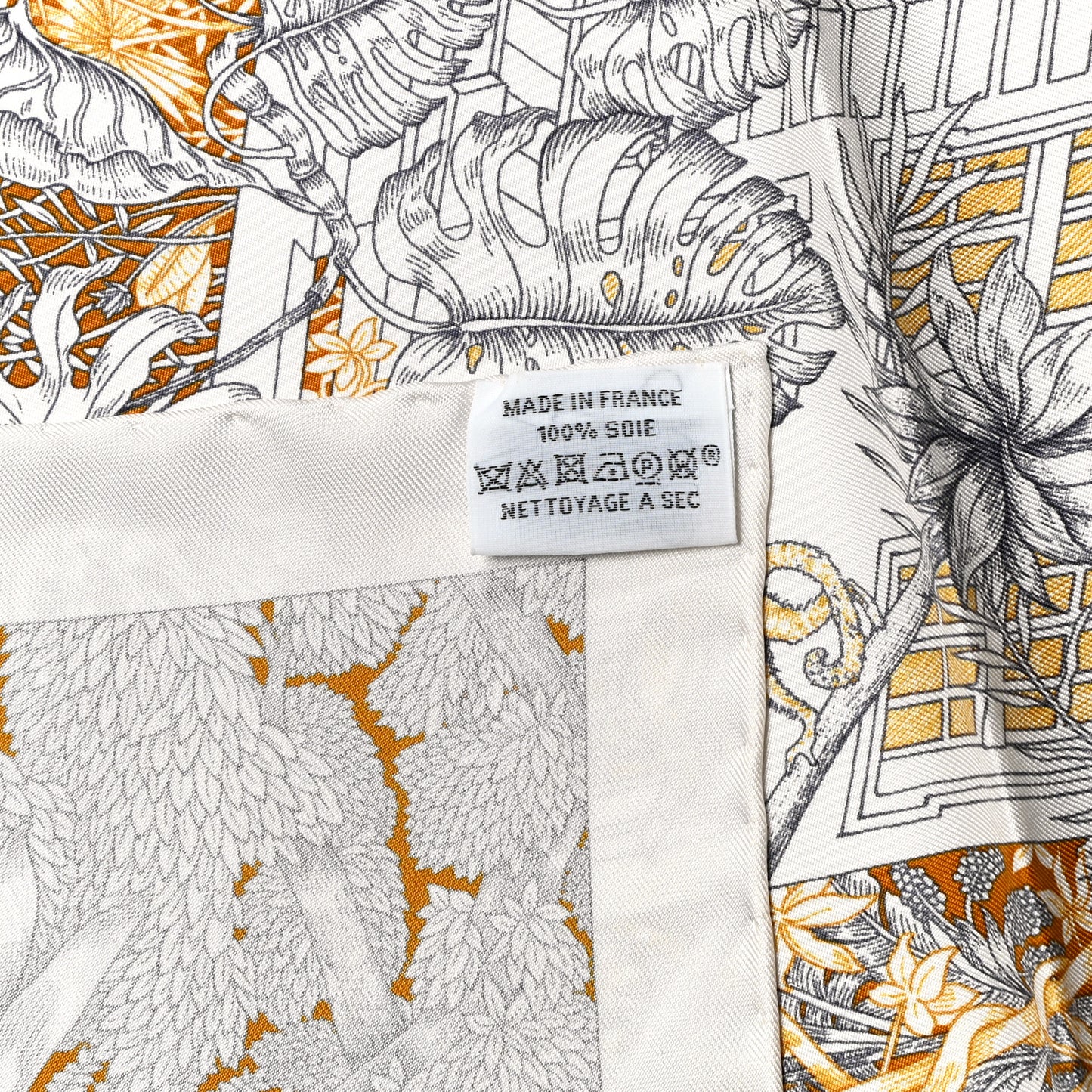 Silk Faubourg Tropical Scarf 90 Sepia White Caramel