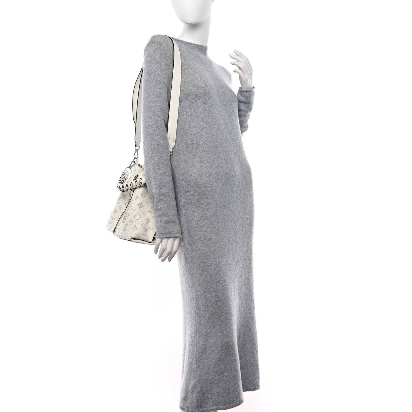 LOUIS VUITTON Mahina Muria Snow White