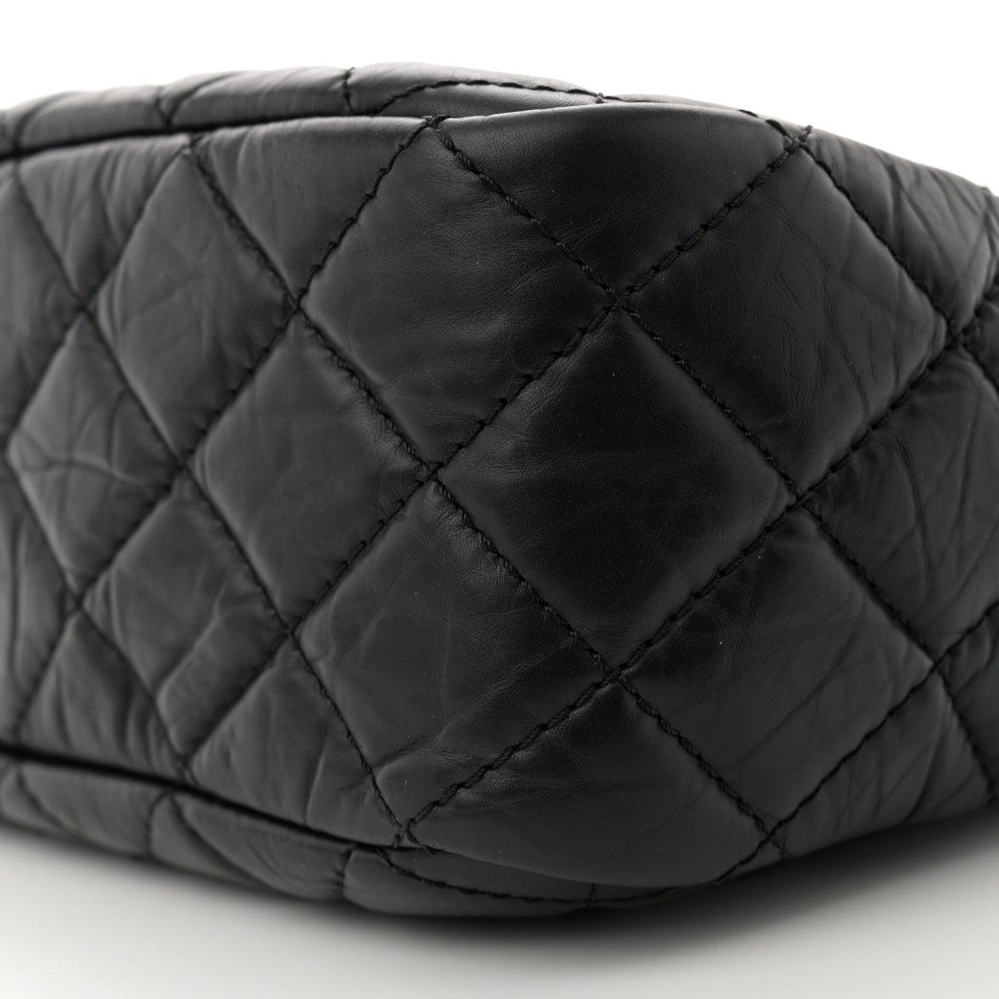 Aged Calfskin Quilted Large Reissue Camera Case Black