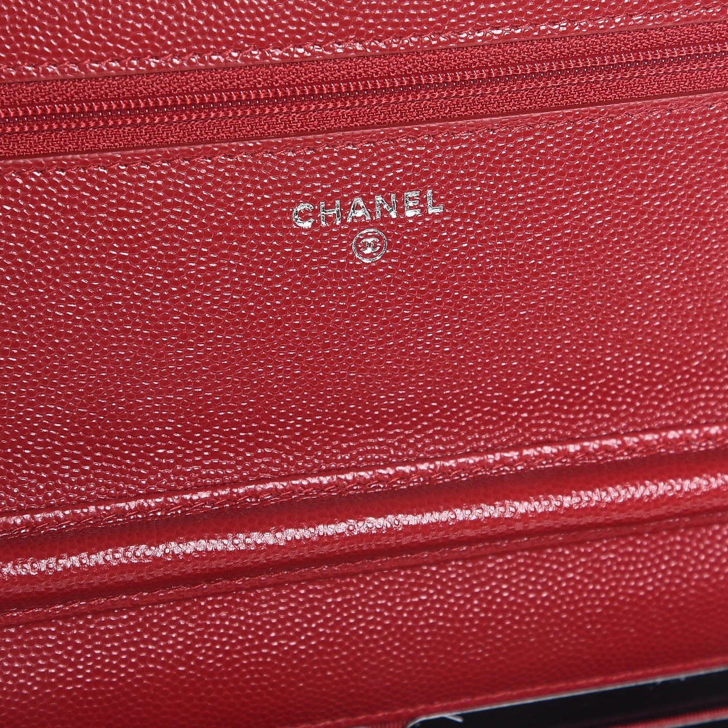 Caviar Quilted Wallet on Chain WOC Red