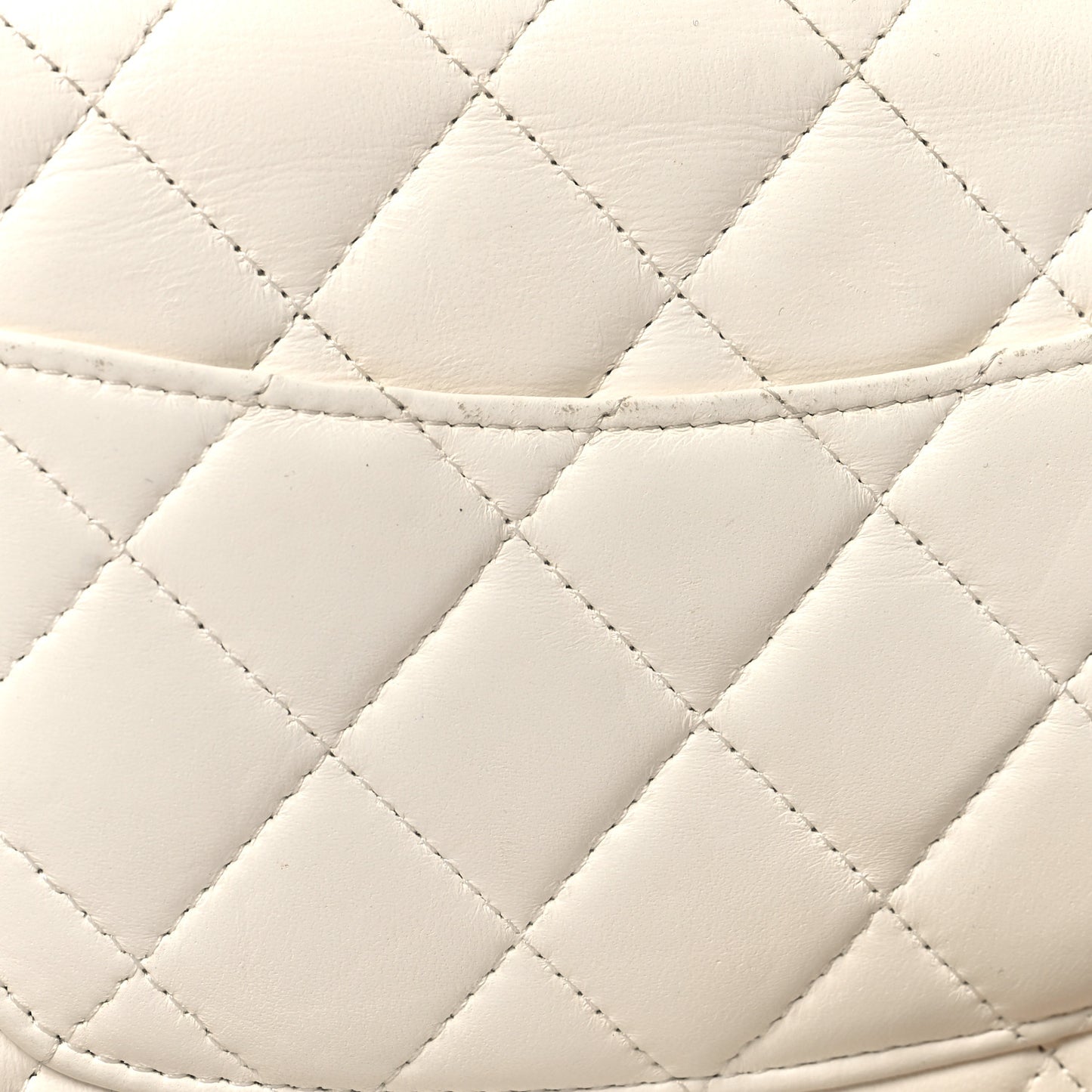 Lambskin Quilted CC Pearl Crush Wallet on Chain WOC White