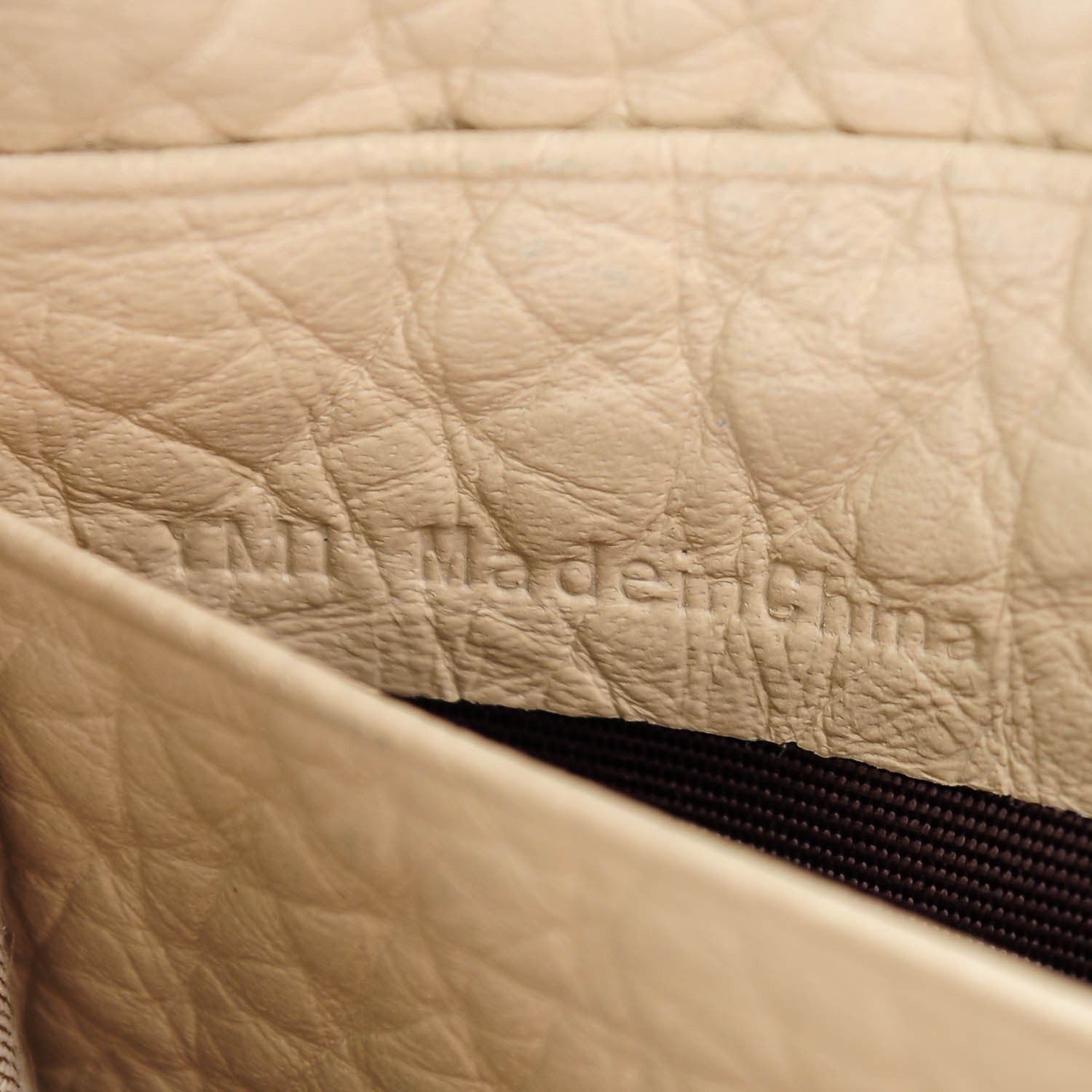 Mulberry Soft Large Grain Calfskin Eliza Continental Wallet Pear Sorbet 7 of 7