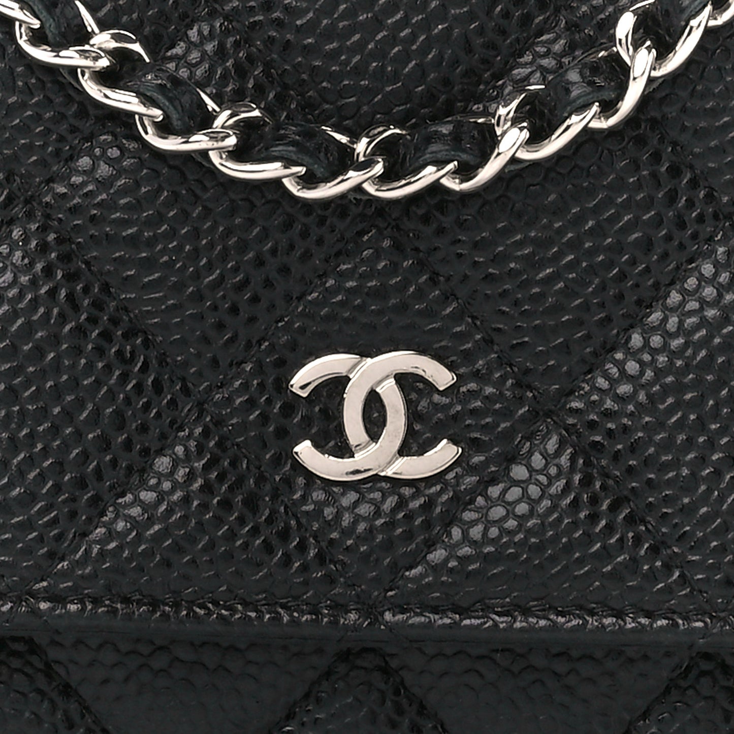 Caviar Quilted Wallet on Chain WOC Black