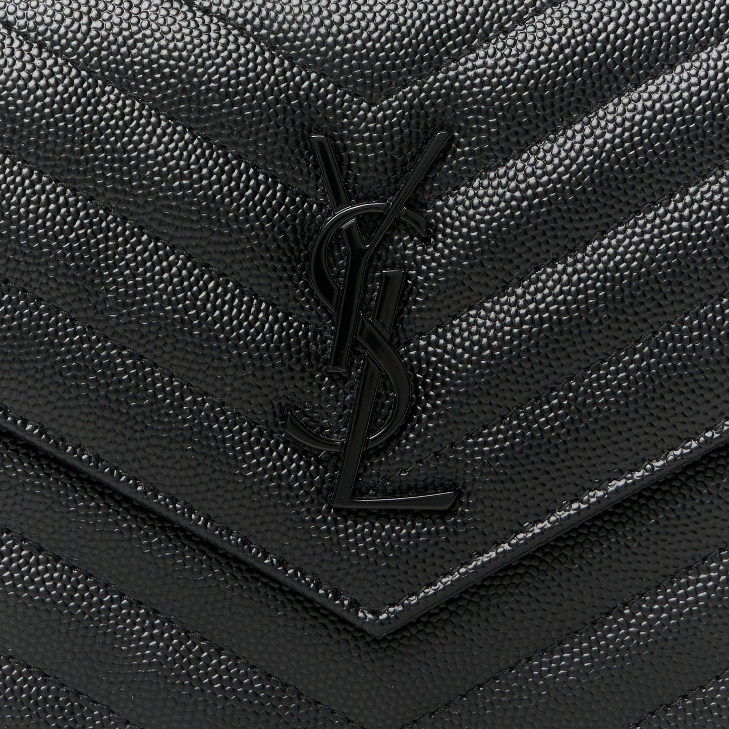 Grain De Poudre Matelasse Chevron Monogram Monochrome Envelope Chain Black Black