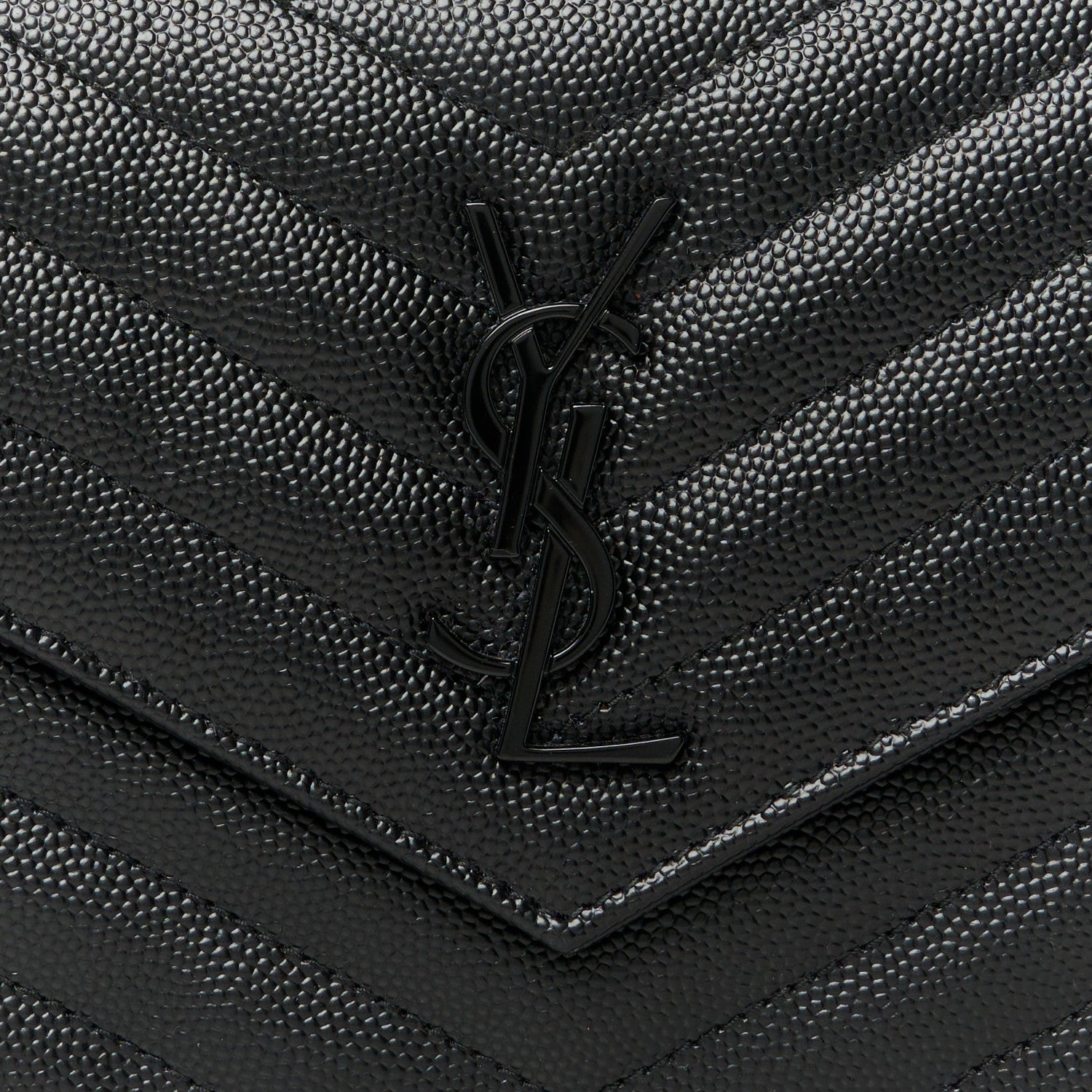 Saint Laurent Grain De Poudre Matelasse Chevron Monogram Monochrome Envelope Chain Black Black 7 of 9