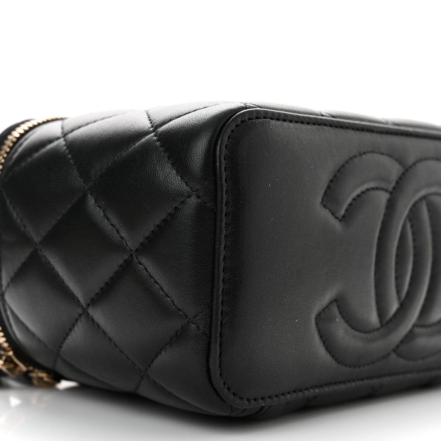 Lambskin Quilted Pick Me Up Vanity Case Black