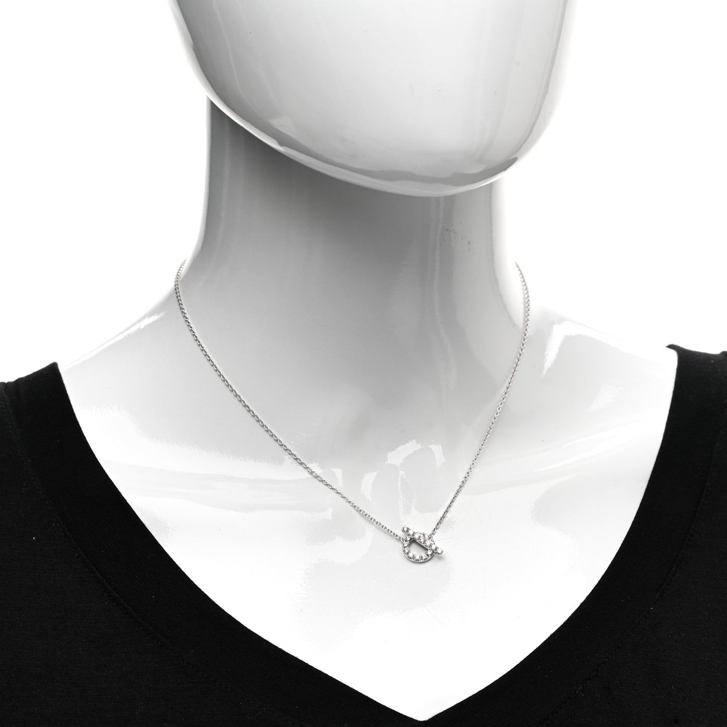 18K White Gold Diamond Finesse Pendant Necklace