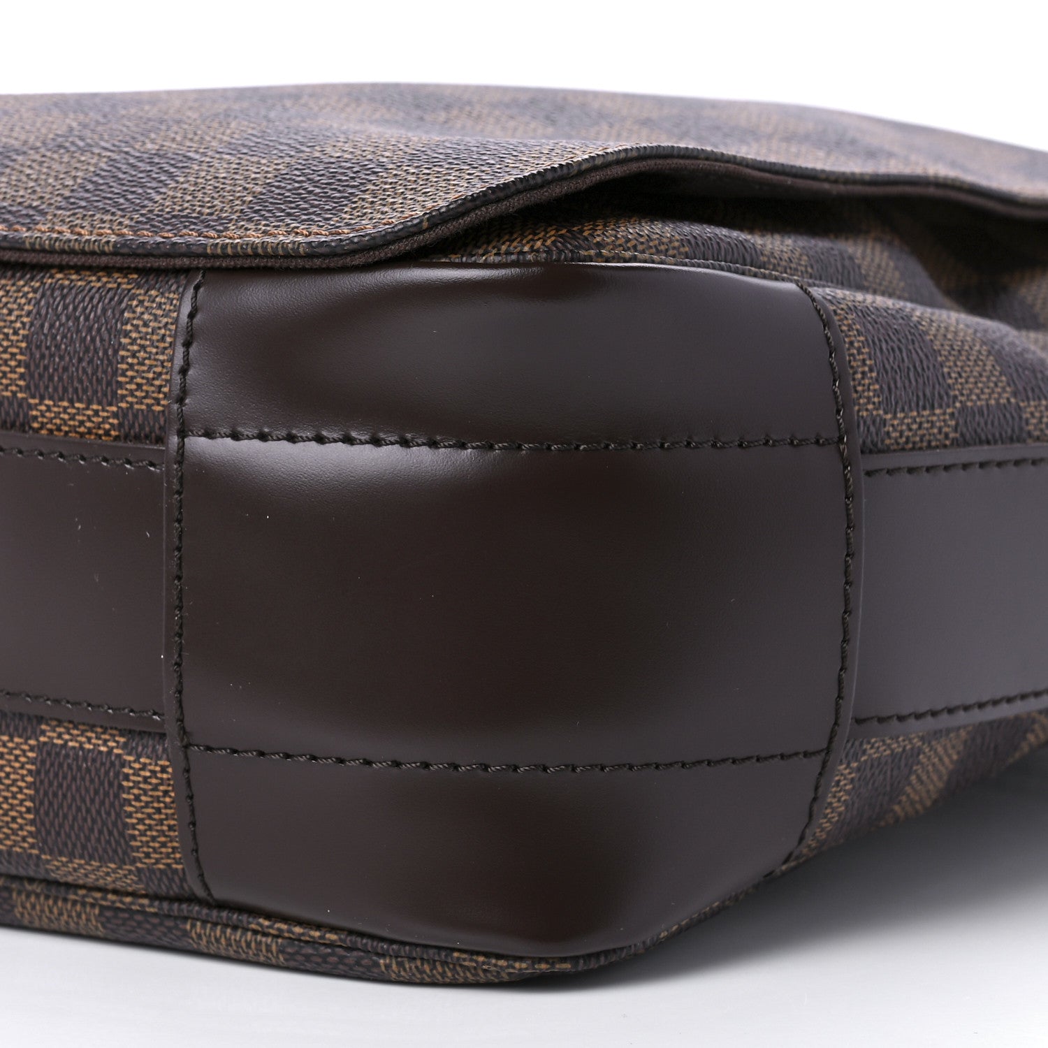 Louis Vuitton Damier Ebene Bastille Messenger 8 of 8