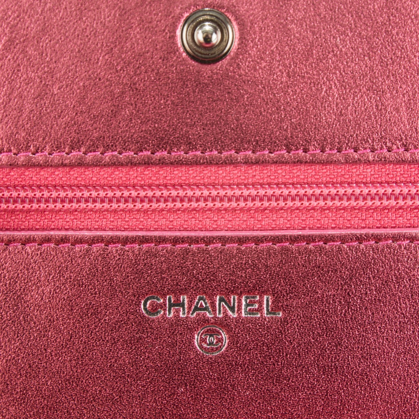 Metallic Patent Calfskin Quilted Boy Wallet On Chain WOC Fuchsia