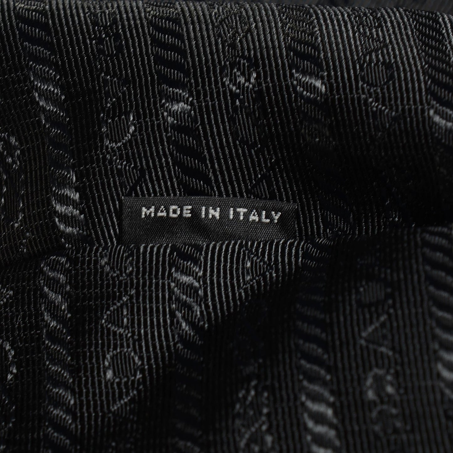 Vitello Daino Shoulder Bag Nero Black