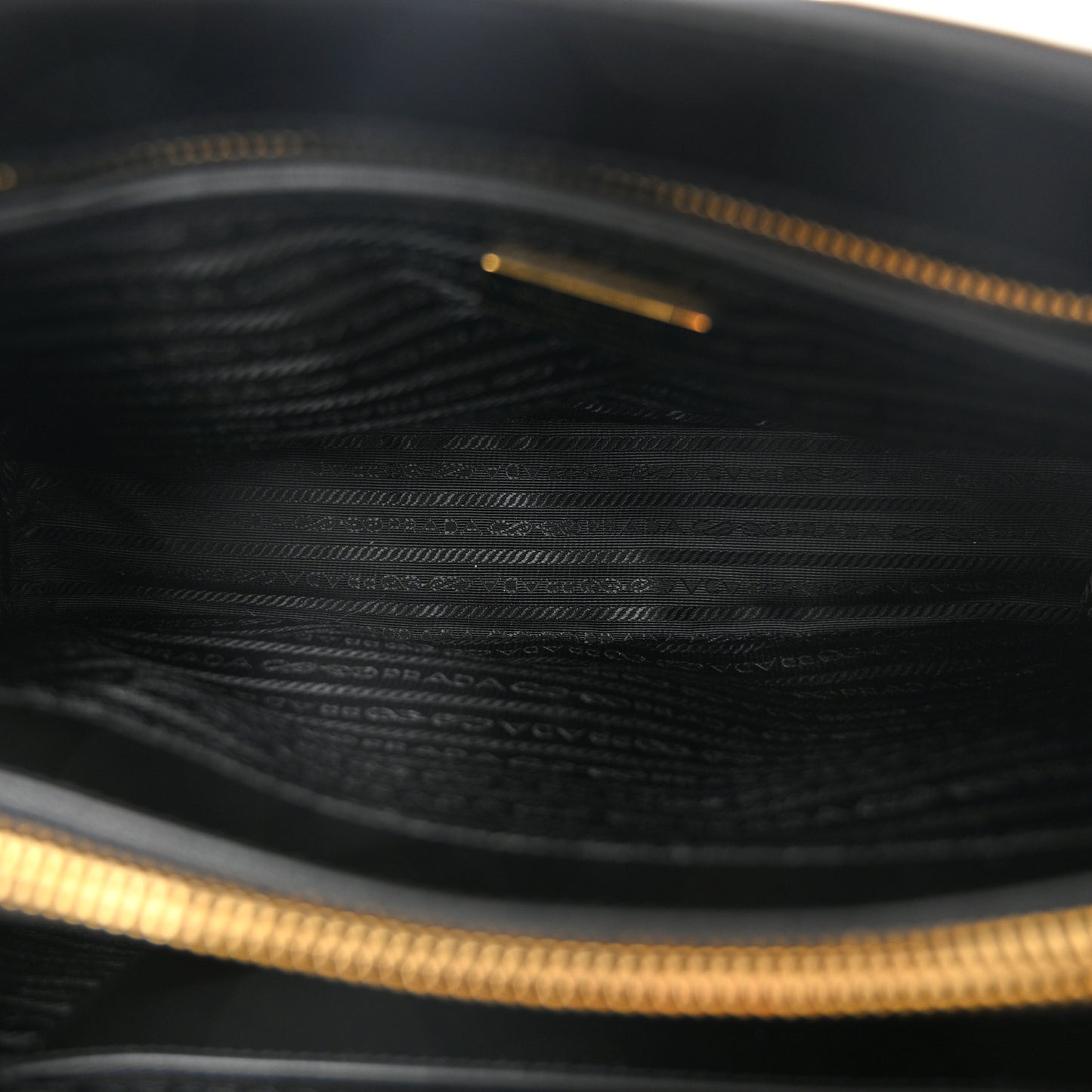 Saffiano Lux Medium Tote Black