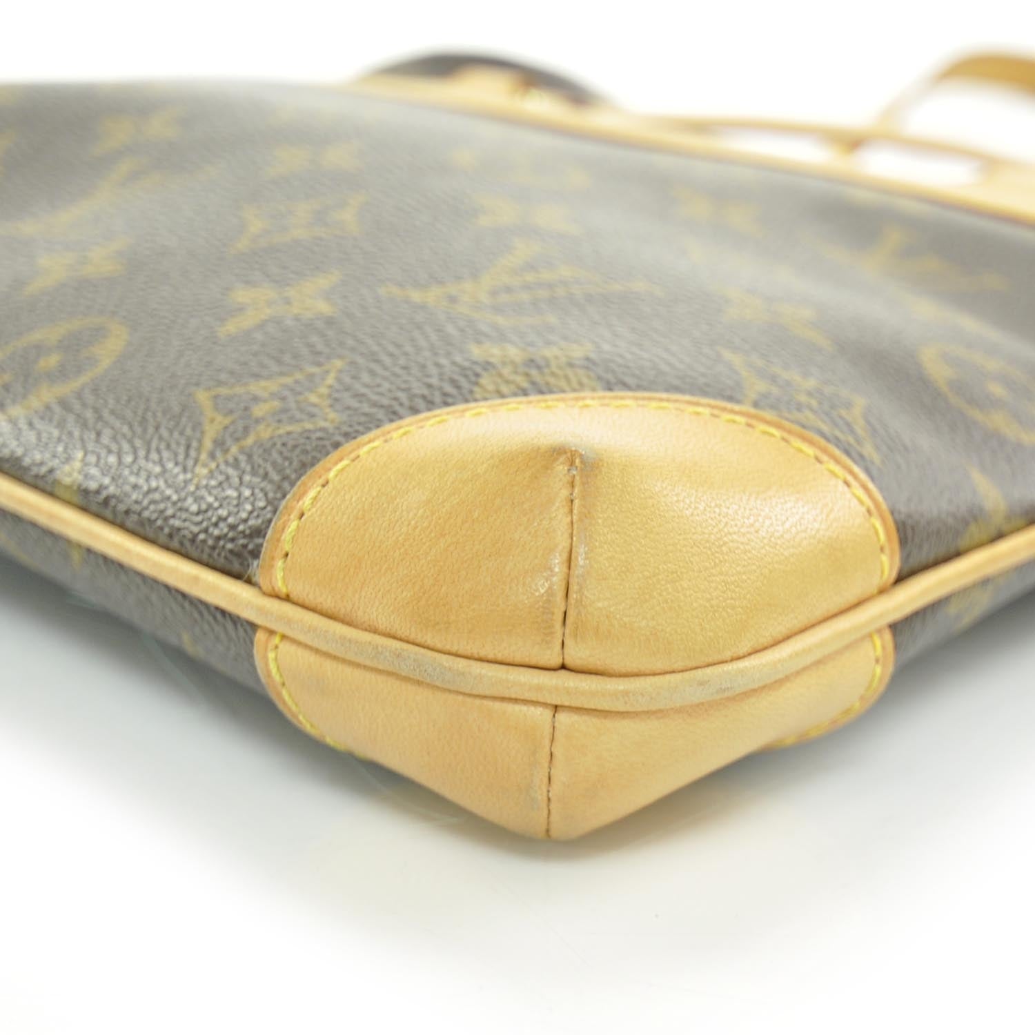 Louis Vuitton Monogram Sac Coussin GM 6 of 9