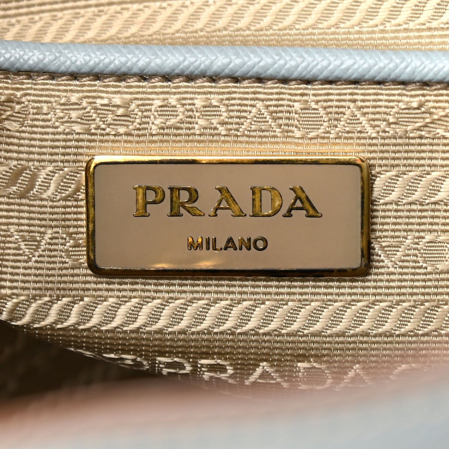 Saffiano Small Galleria Bi-color Double Zip Tote White Astrale