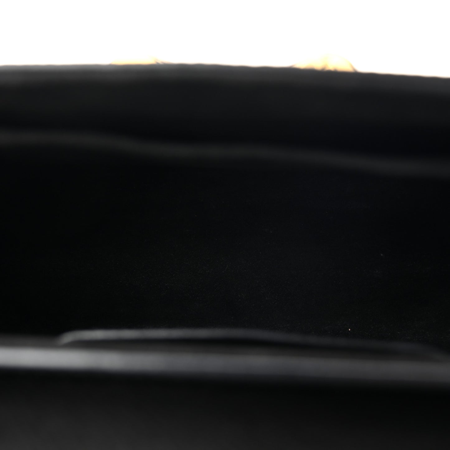 Epi Twist Shoulder Bag MM Black