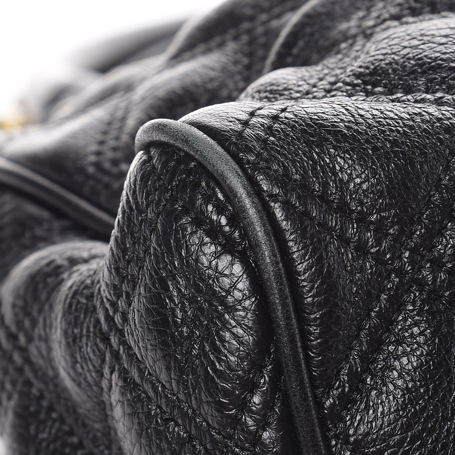 Calfskin Quilted Stam Black