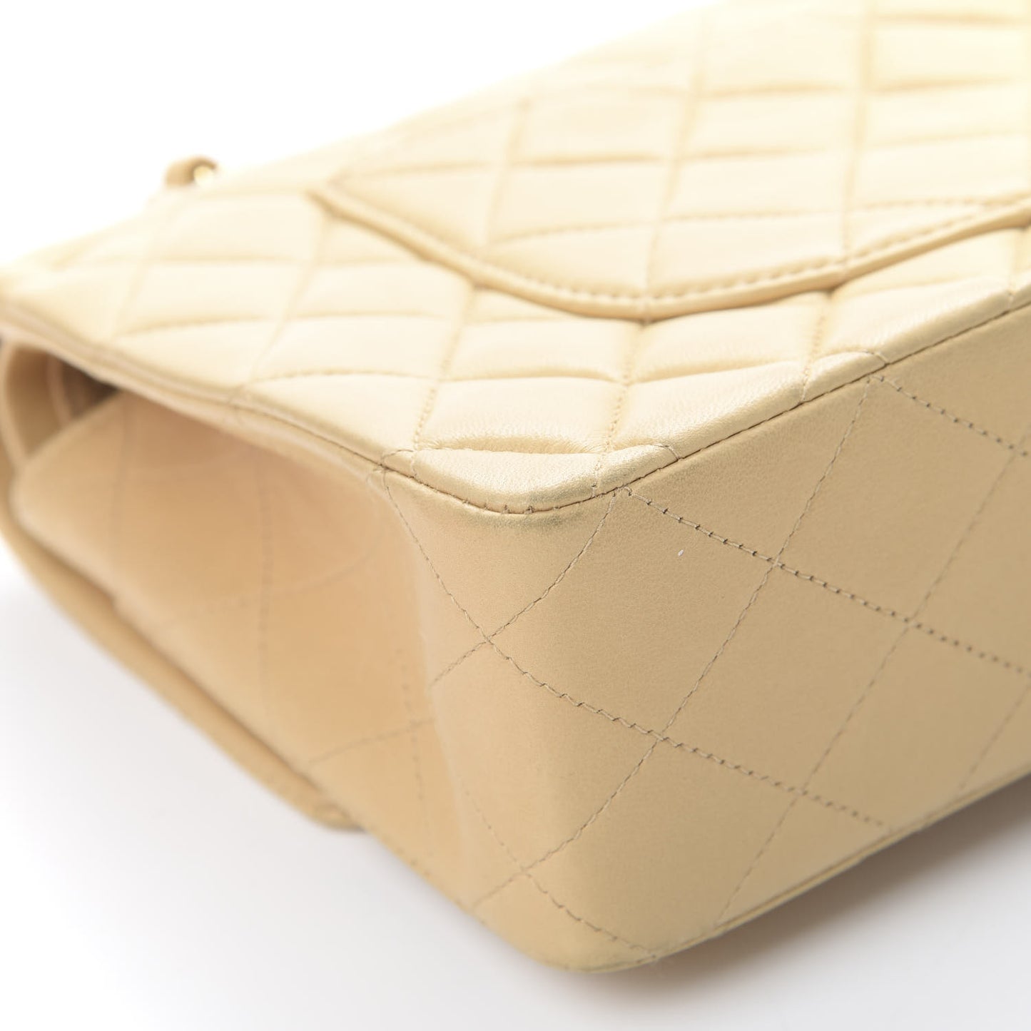 Lambskin Quilted Medium Double Flap Beige