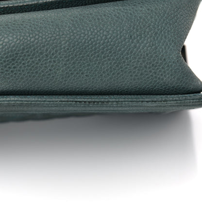 Chanel Caviar Quilted Medium Boy Flap Vert Fonce 19 of 20