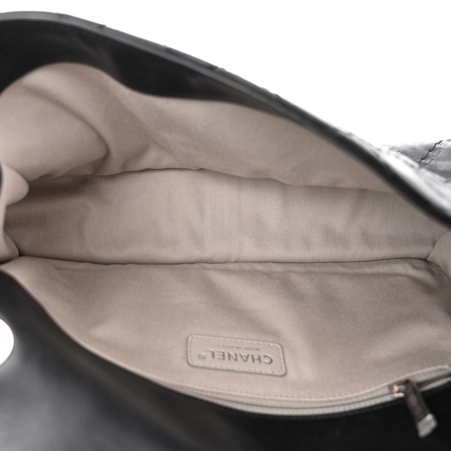 Calfskin CC Crave Reissue Crown Jumbo Flap Black