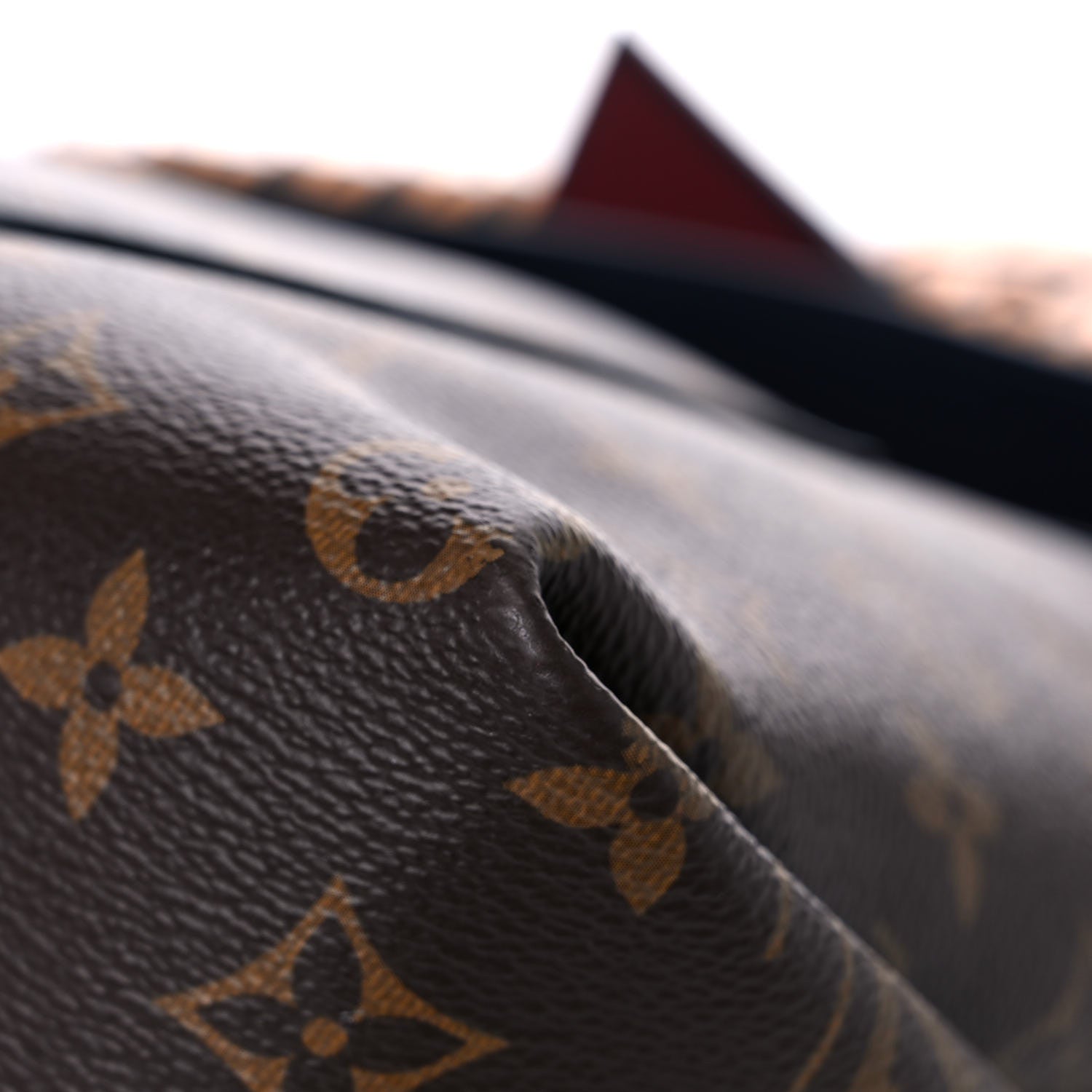 Louis Vuitton Monogram Beaubourg MM Safran Imperial 11 of 13