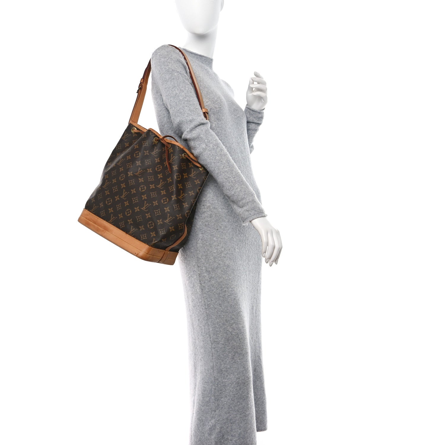 Louis Vuitton Monogram Noe 2 of 15
