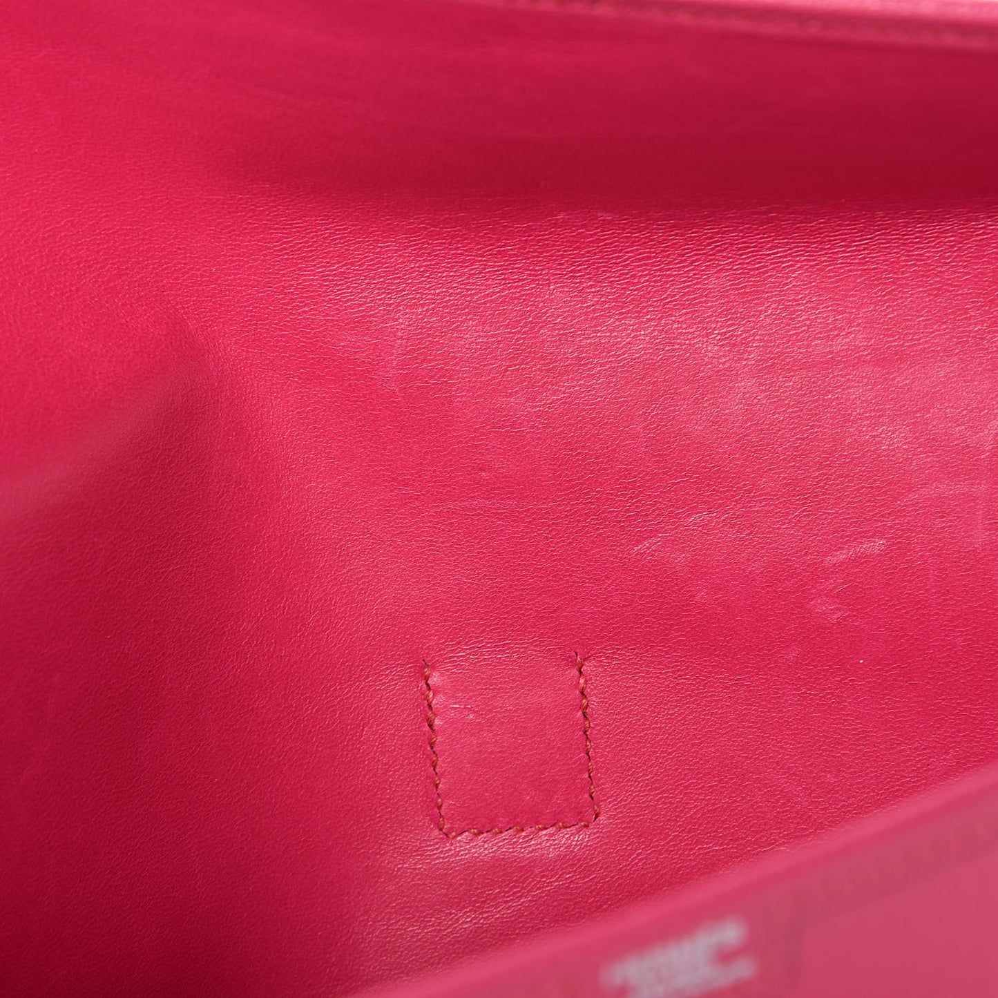 Chèvre Mysore Jige Elan 29 Clutch Rose Shocking