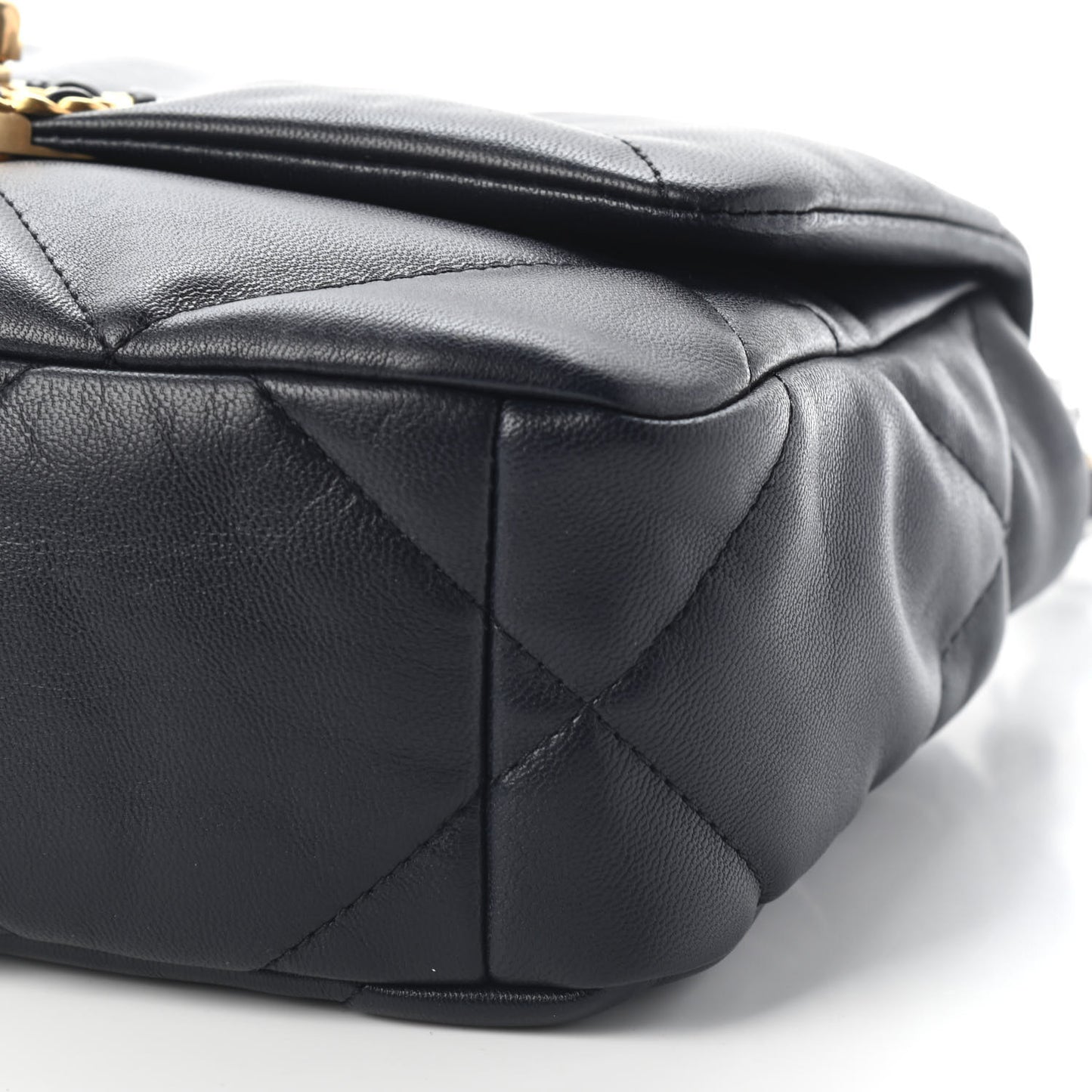 Lambskin Quilted Medium Chanel 19 Flap Navy Blue