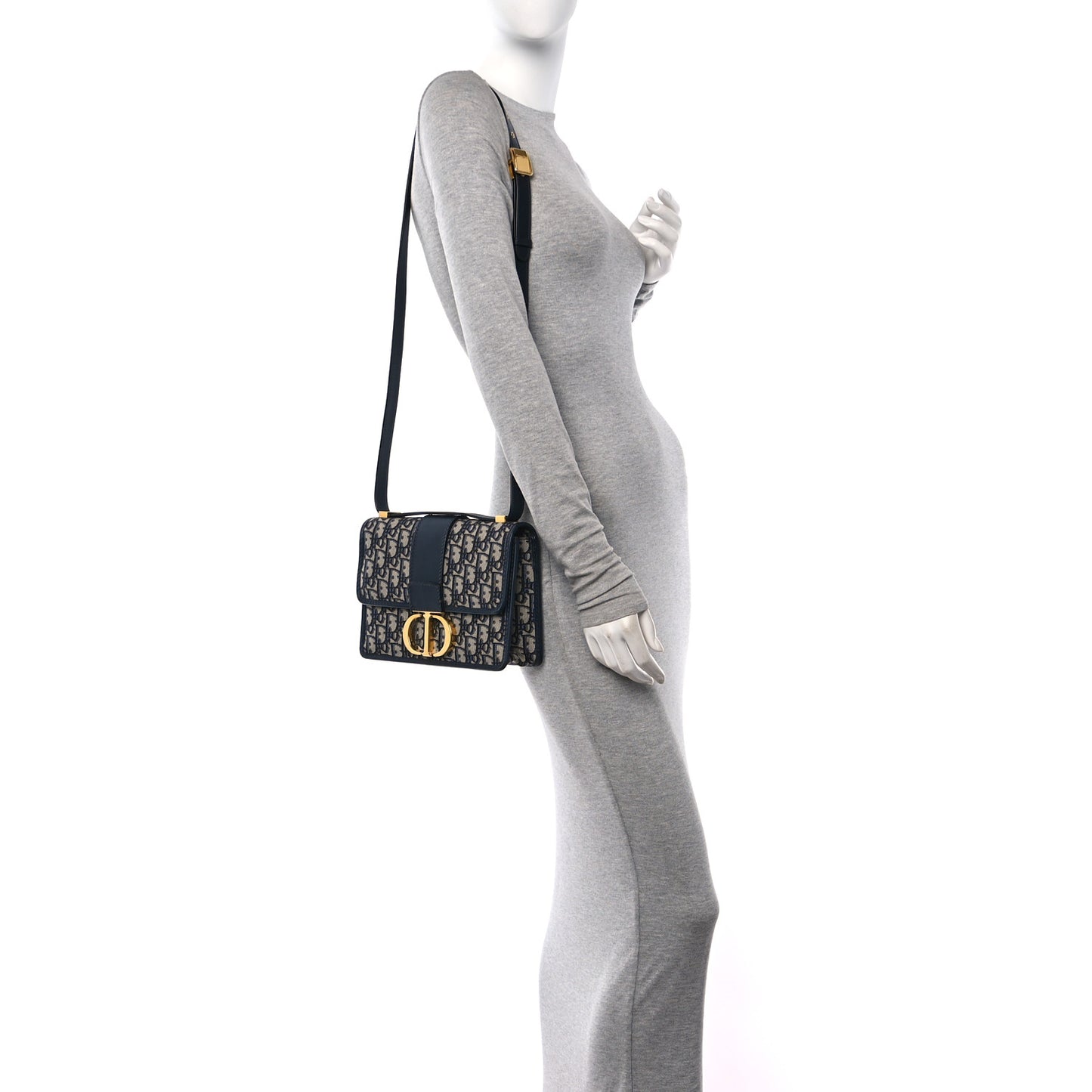 Oblique 30 Montaigne Flap Bag Blue