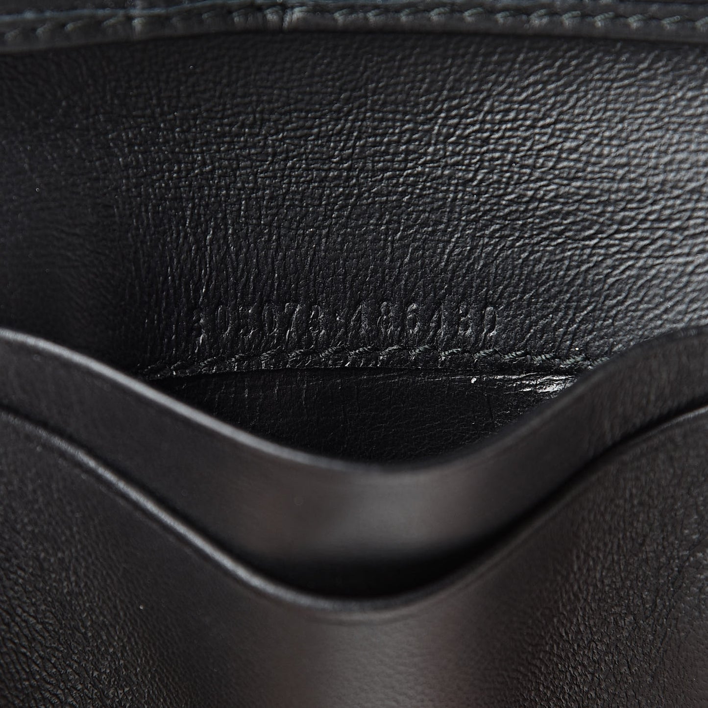 Small Grained Calfskin Skull Pocket Organizer Amaranth