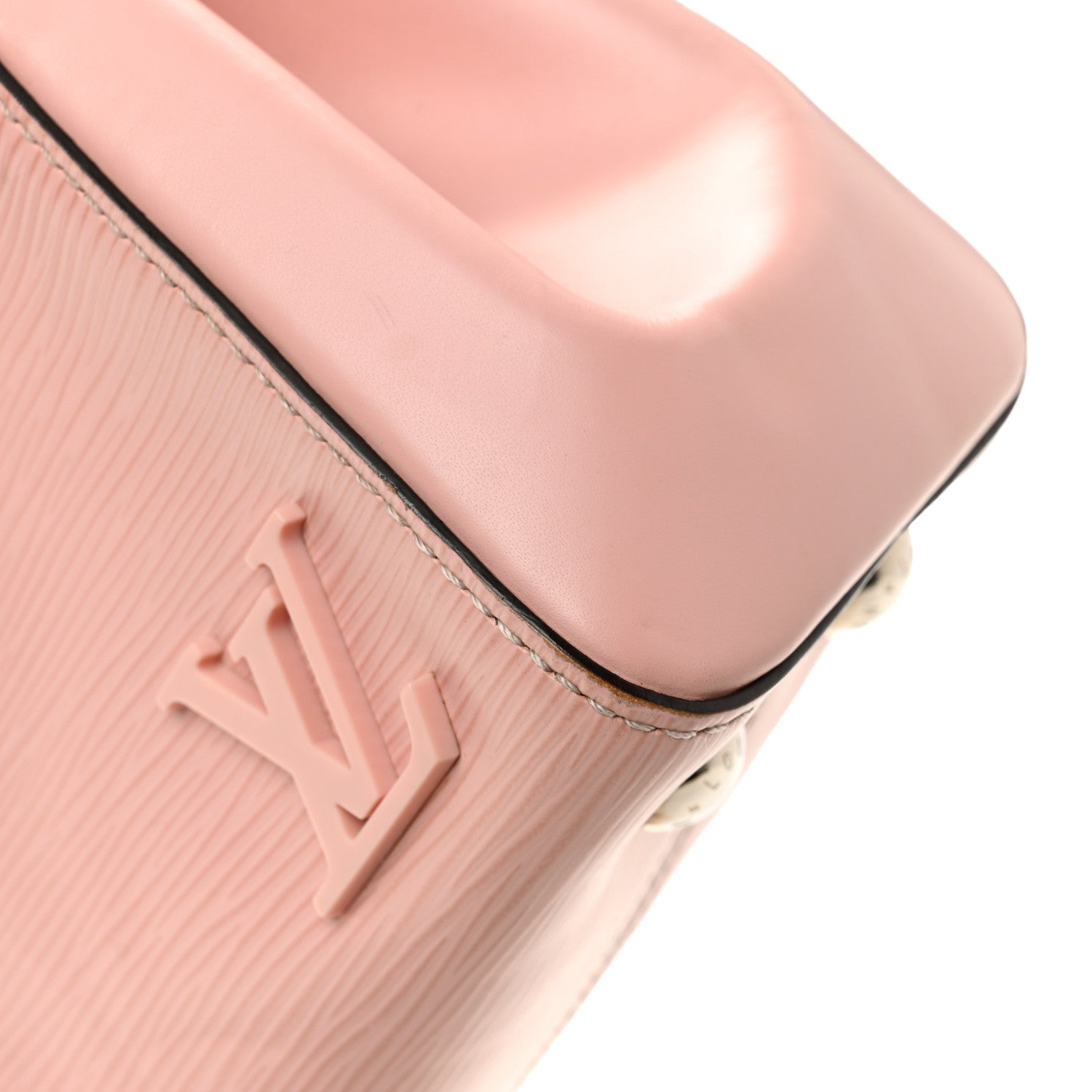 Louis Vuitton Epi Cluny BB Rose Ballerine 11 of 15