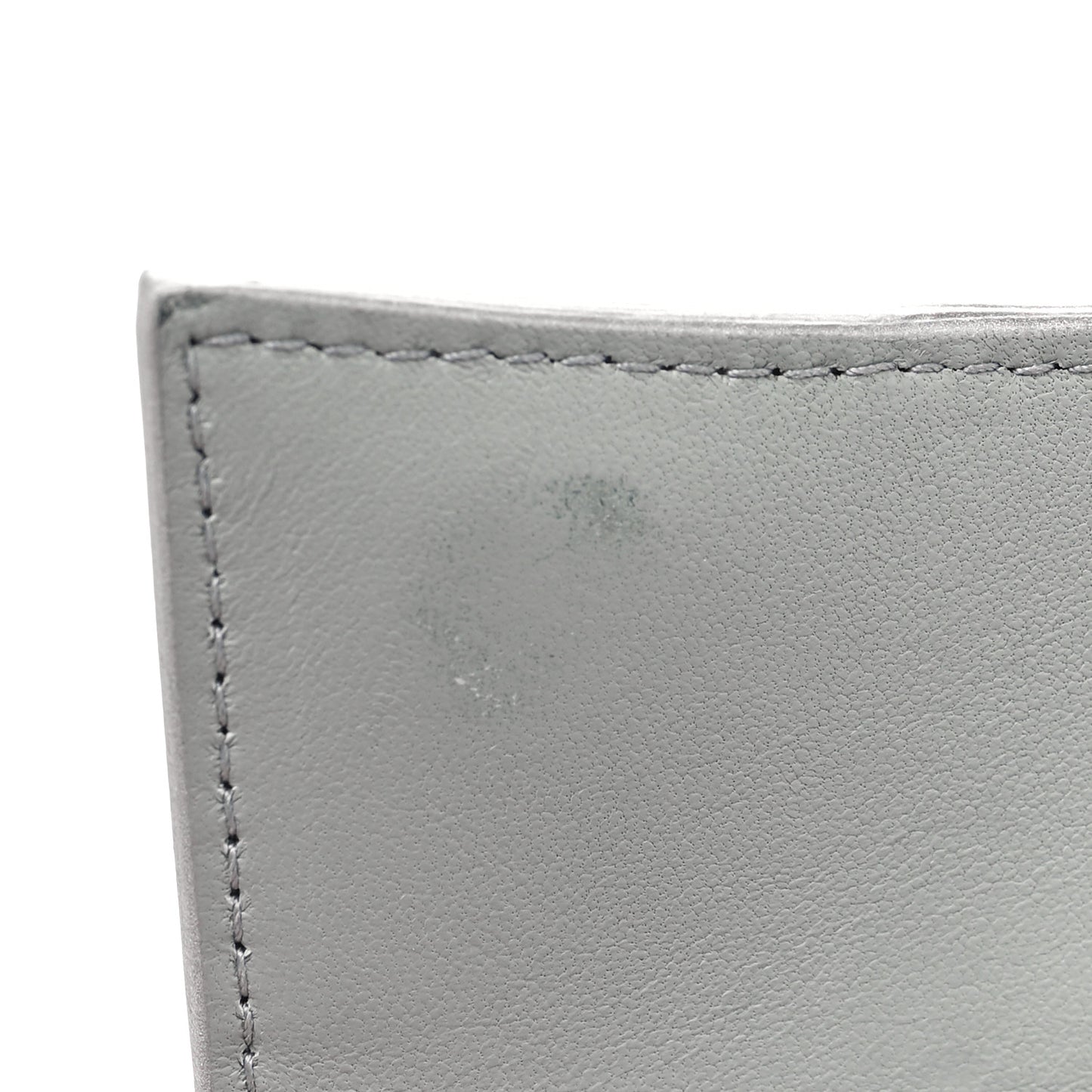 Sparkling Fabric XS Hourglass Wallet On Chain Silver
