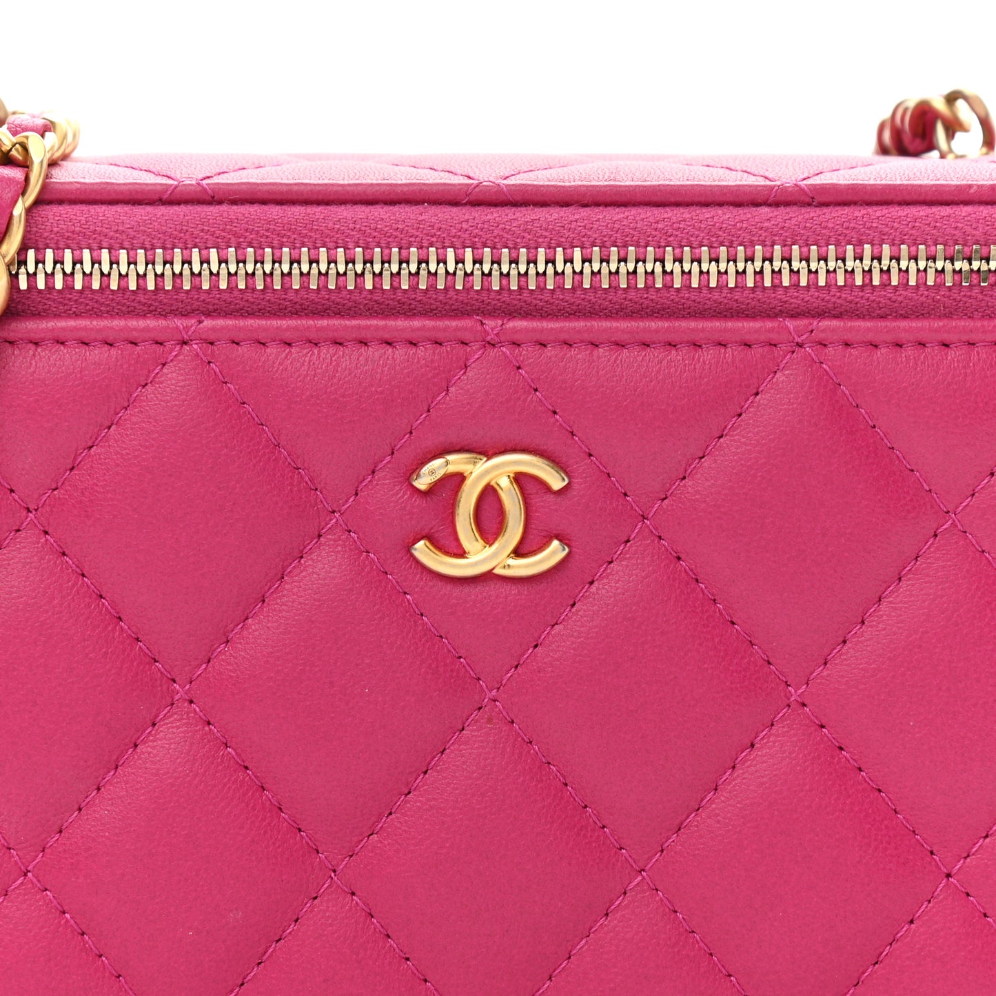 Lambskin Quilted Small Pearl Crush Vanity Case With Chain Fuchsia