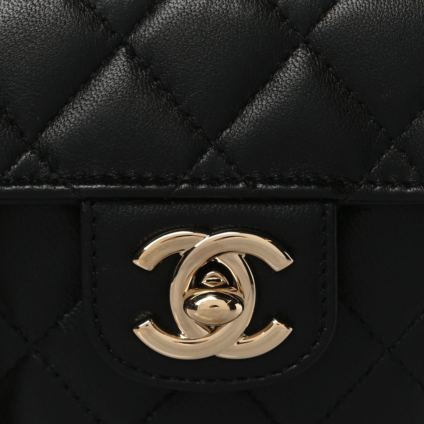 Lambskin Quilted CC In Love Heart Clutch With Chain Black