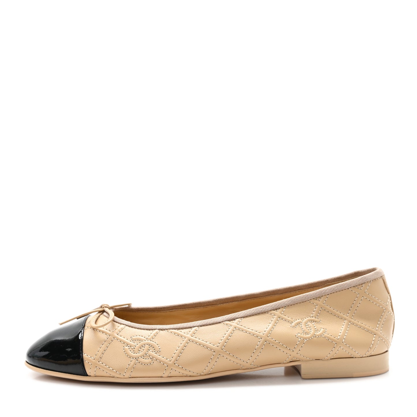 Lambskin Patent Double Stitched CC Cap Toe Ballerina Flats 41 Beige Black