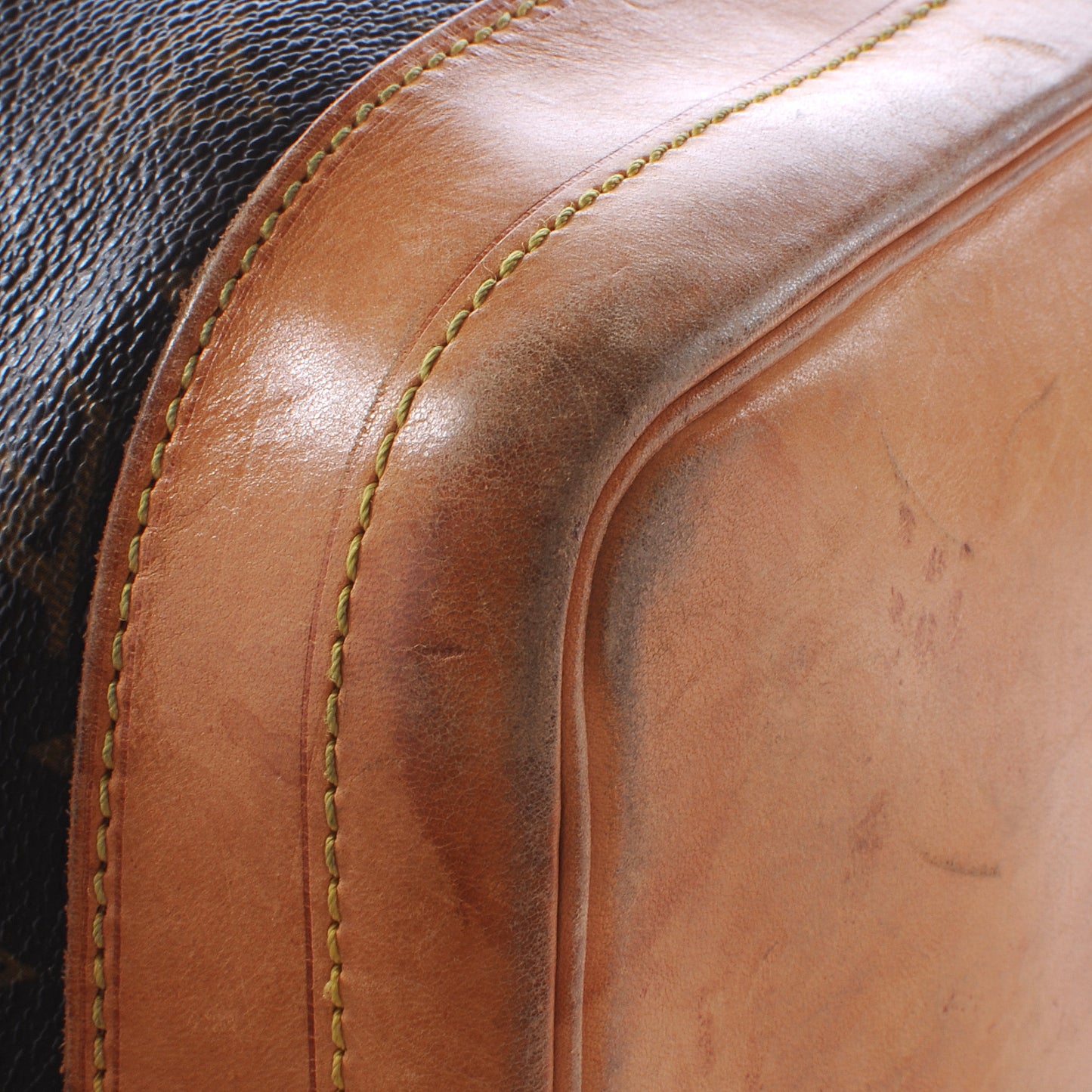 Monogram Noe