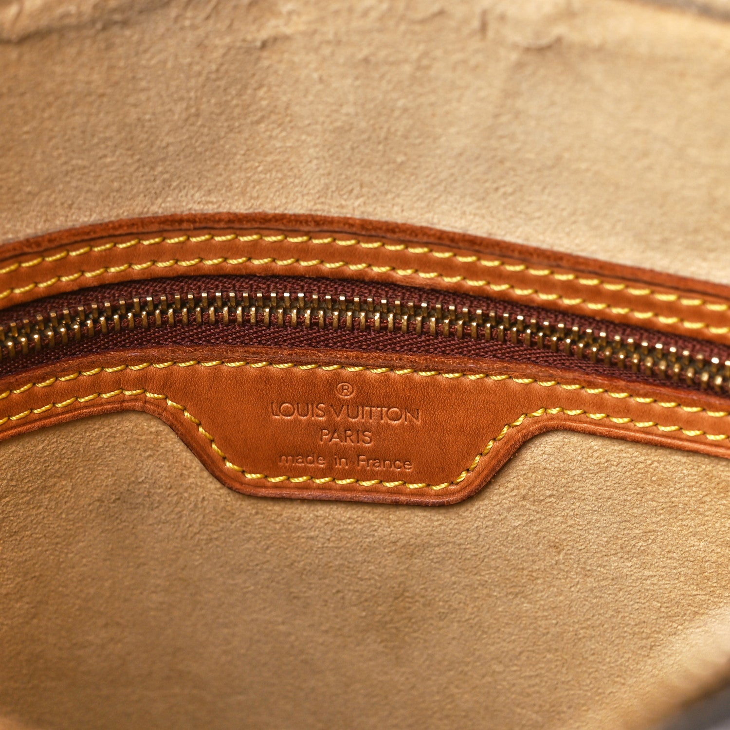 Louis Vuitton Monogram Looping GM 6 of 11