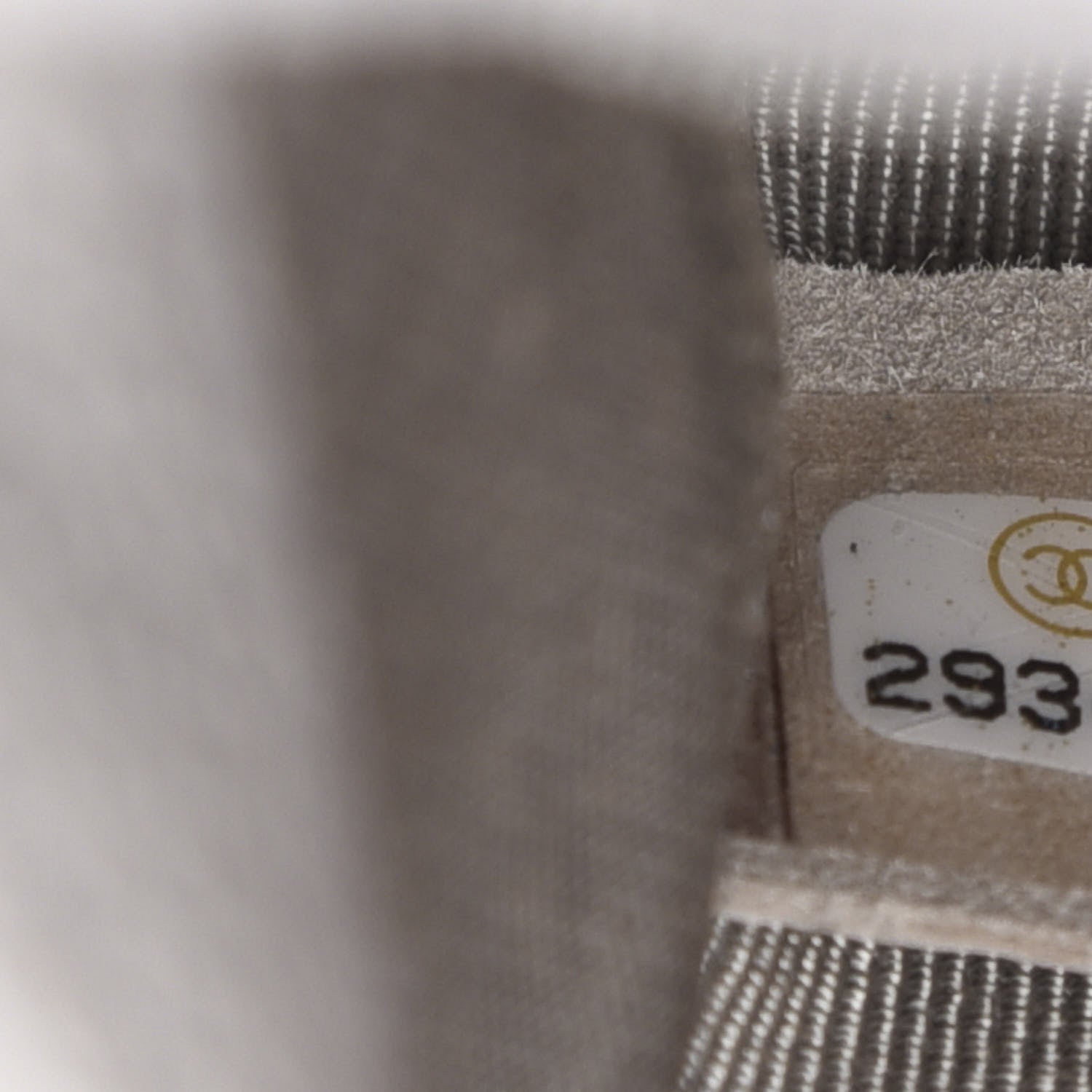 Chanel Caviar Quilted Medium Boy Flap Grey 9 of 11
