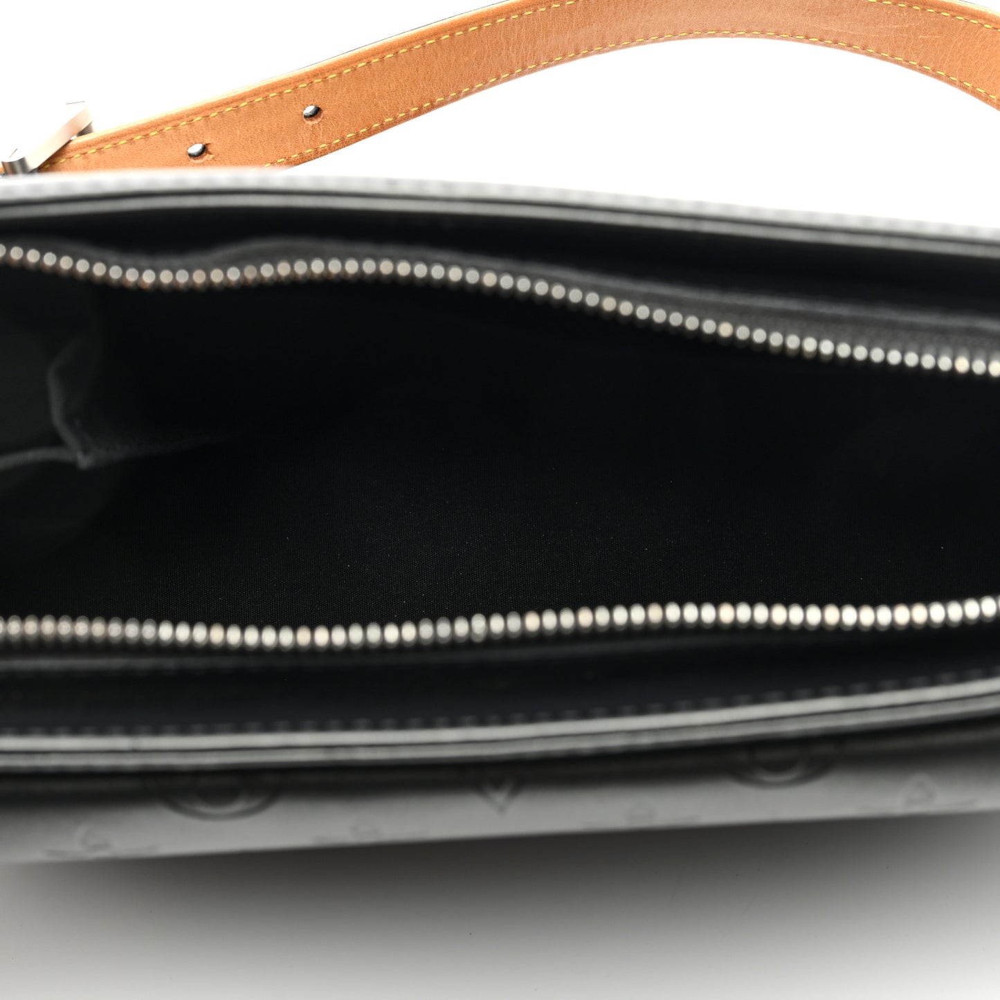 Mat Monogram Allston Black