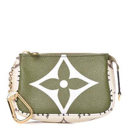 Louis Vuitton Monogram Giant Micro Pochette Accessories Kaki White 1 of 8