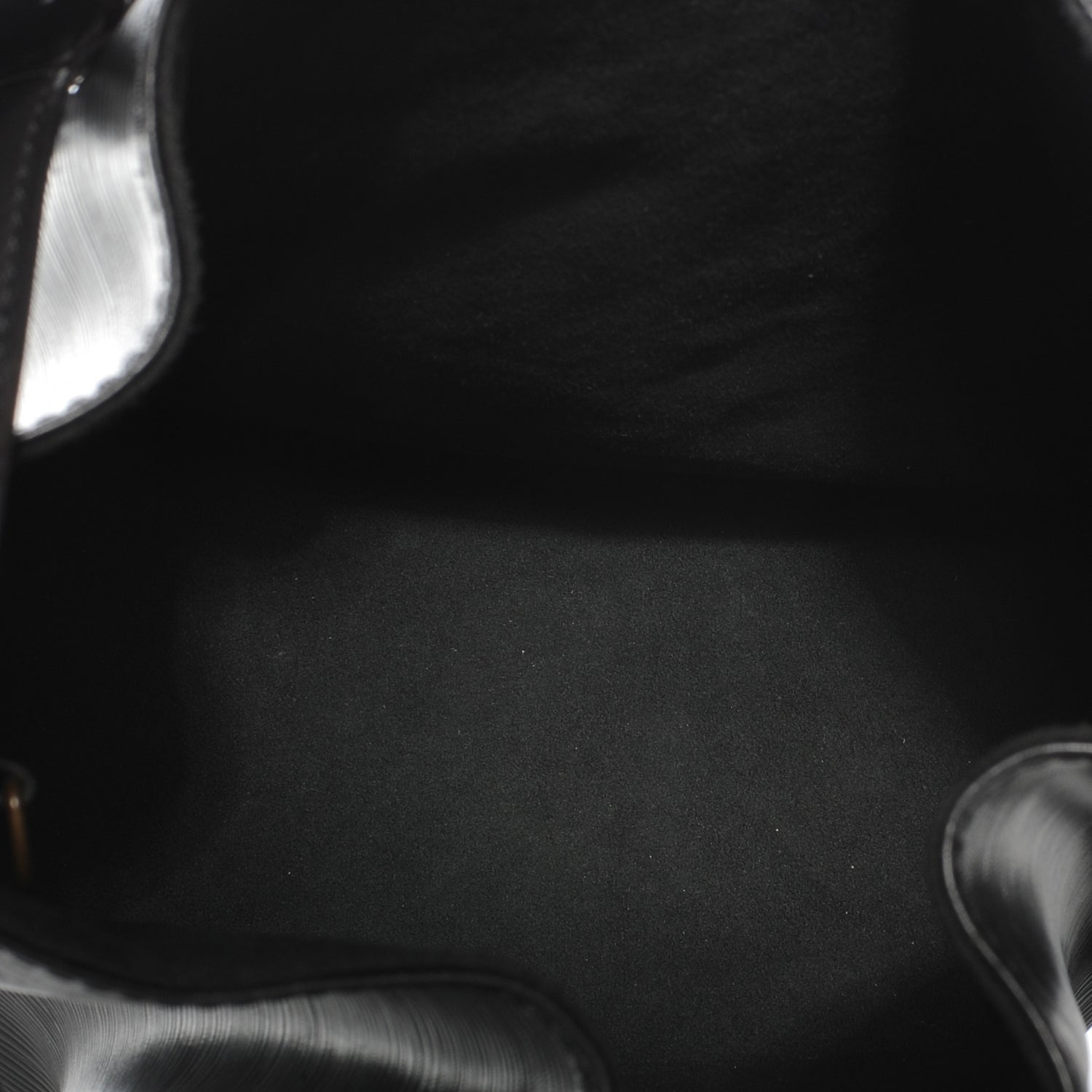 Louis Vuitton Epi Sac D'Epaule Black 5 of 7