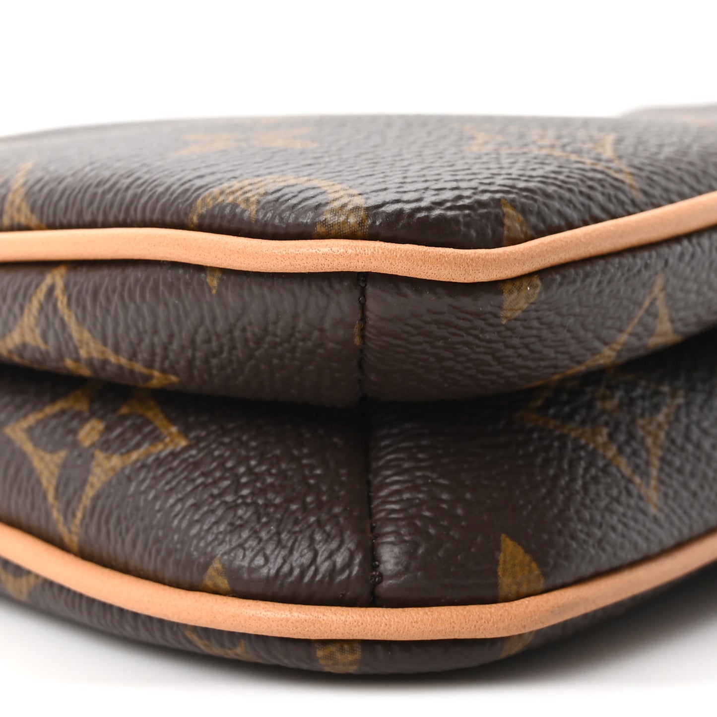 Monogram Liv Pochette