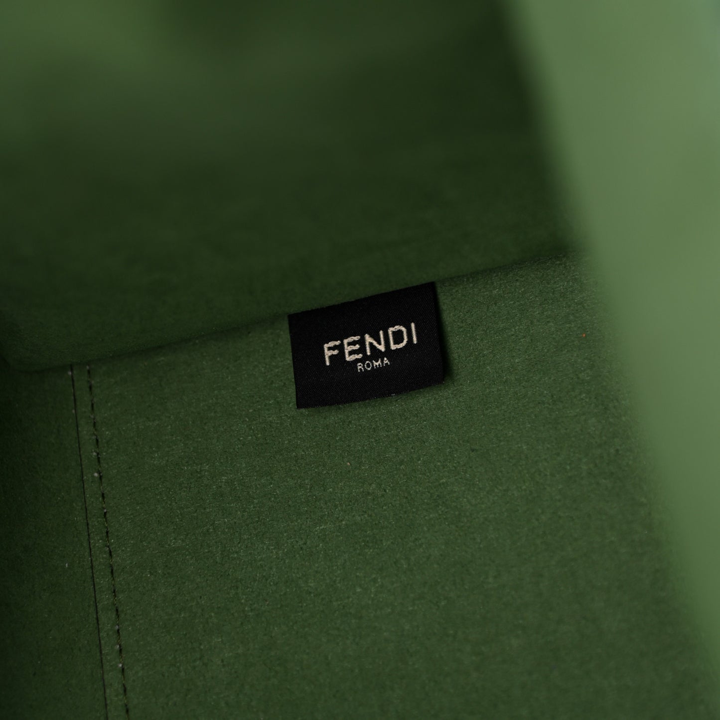 Vitello Cher Plexiglass Logo Debossed Medium Fendi Sunshine Shopper Tote Verde Islanda